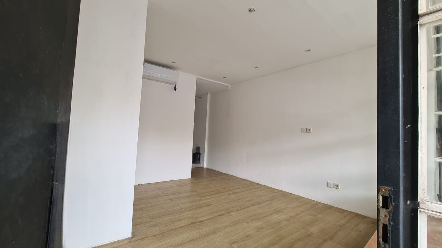 Disewa Ruko daerah Kemang Utara