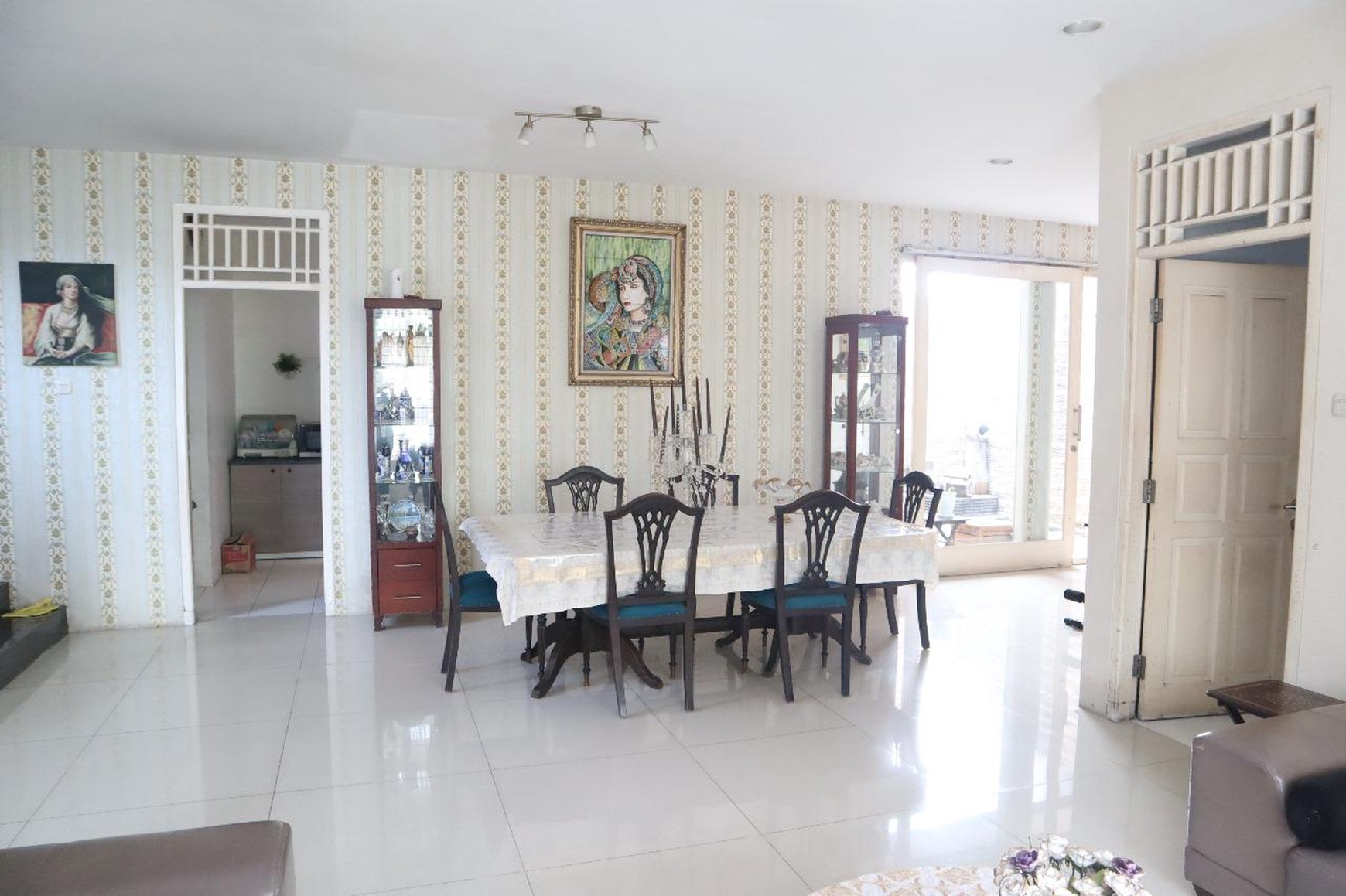 Rumah di Bintaro nyaman dan asri