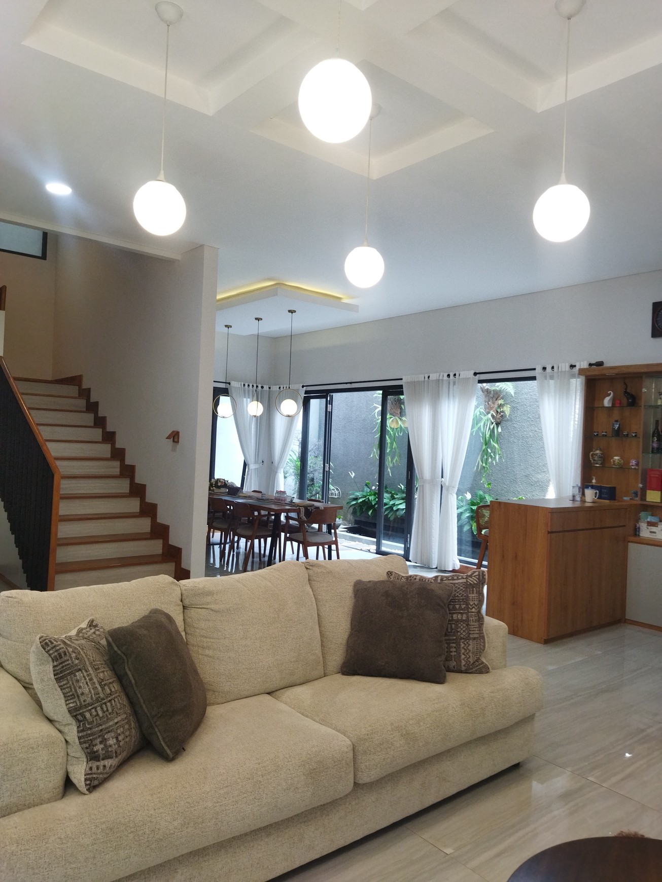 Rumah Villa 2 Lantai Siap Huni Fully Furnished Di Sentul City Bogor