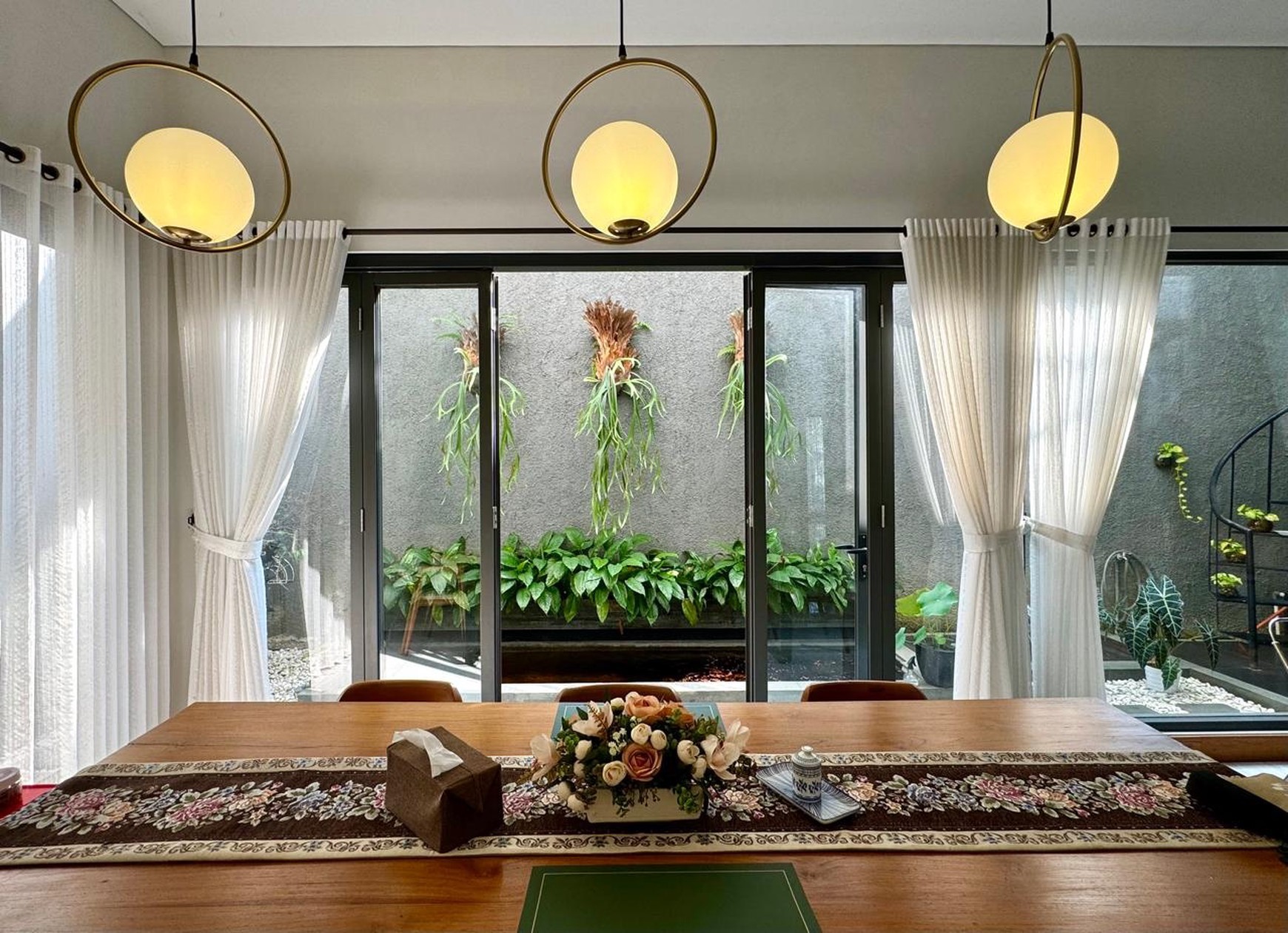 Rumah Villa 2 Lantai Siap Huni Fully Furnished Di Sentul City Bogor