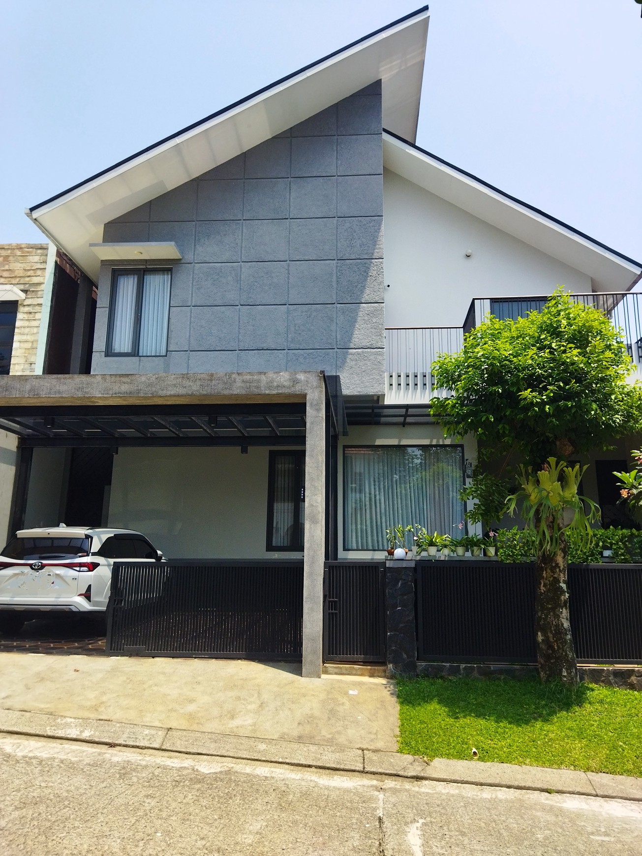 Rumah Villa 2 Lantai Siap Huni Fully Furnished Di Sentul City Bogor