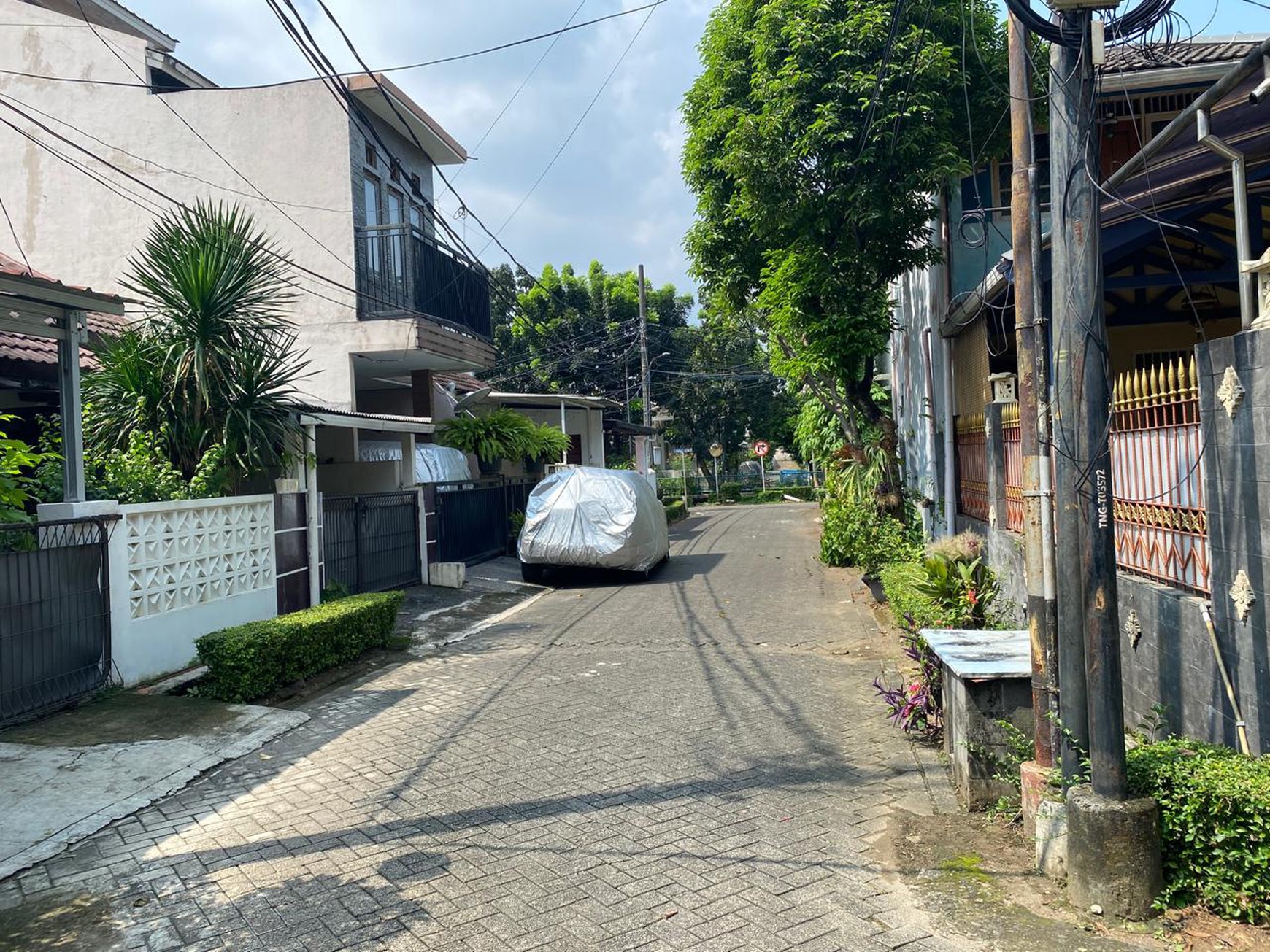 Rumah sudut, hitung tanah Bonus Rumah di Bintaro Jaya 