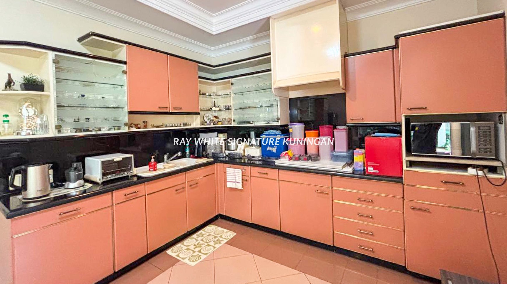 Rumah Mewah Dalam Cluster di Jl Raya Ragunan Kav 9