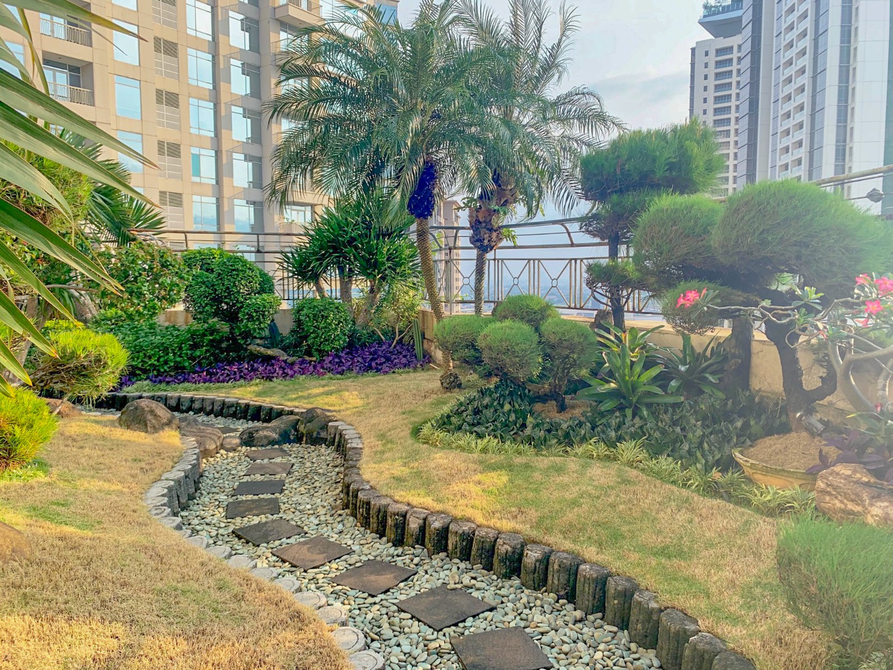 APARTEMEN PENTHOUSE, PRIME LOCATION, AREA PERMATA HIJAU, AKSES MUDAH KE KEBAYORAN BARU, PONDOK INDAH, KEMANG.