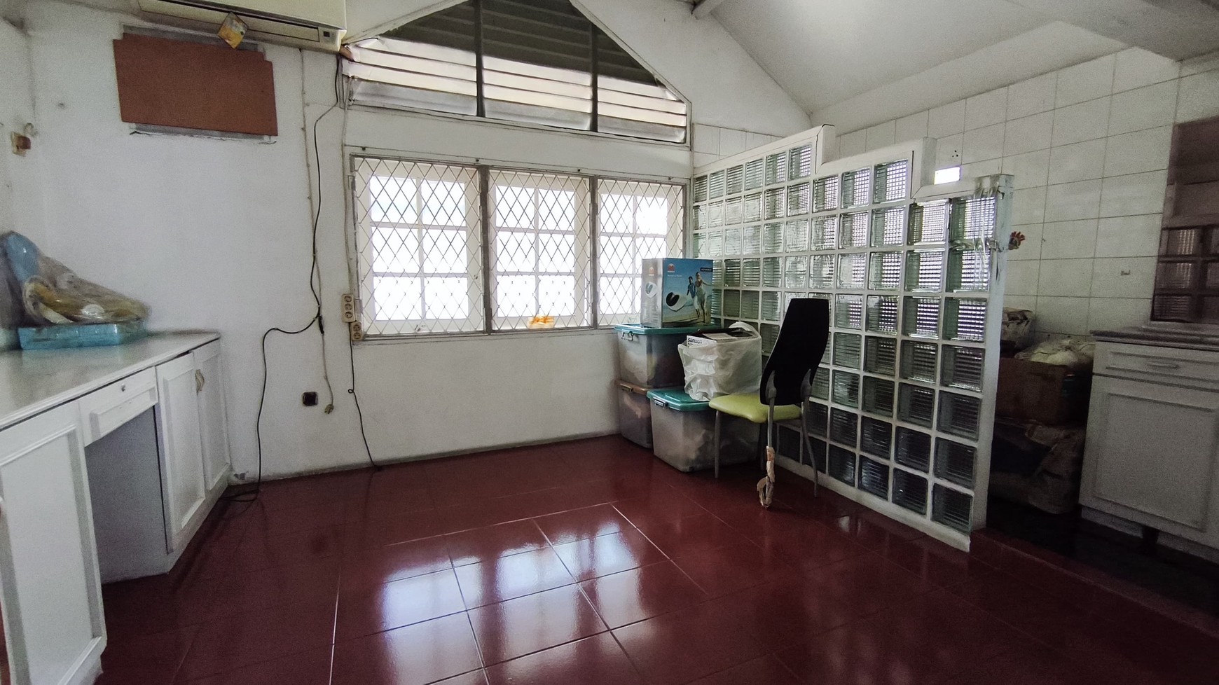 Rumah di Cinere - Harga Terbaik Lokasi Strategis Dekat ke Tol