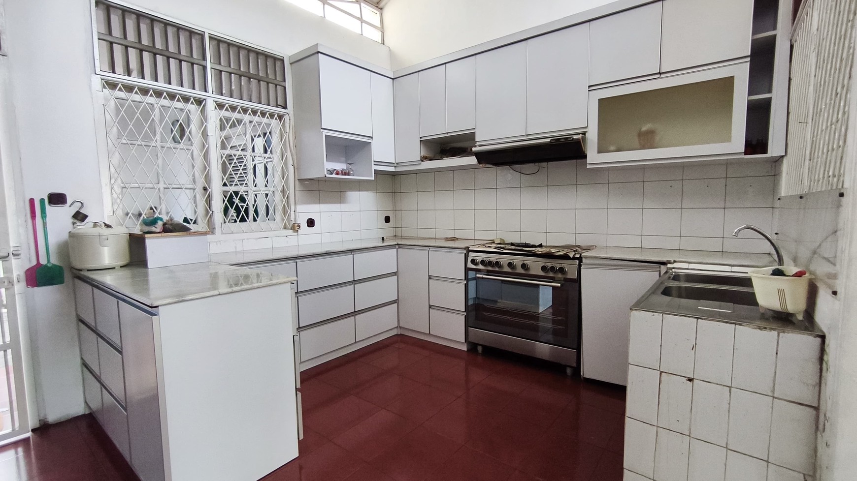 Rumah di Cinere - Harga Terbaik Lokasi Strategis Dekat ke Tol