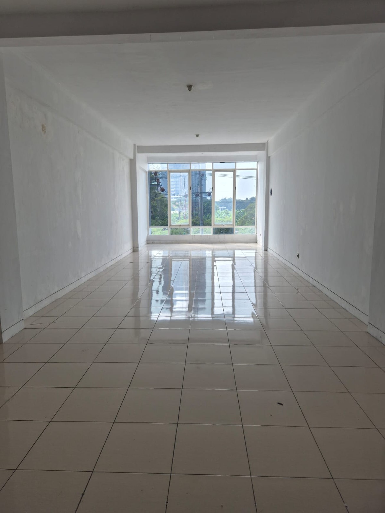 Disewakan Ruko SIAP PAKAI ESTE SQUARE 4 lantai, Merr, Surabaya Timur