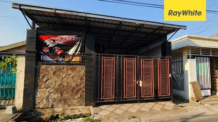 Dijual Aset Lelang Rumah Dijalan Petemon Surabaya