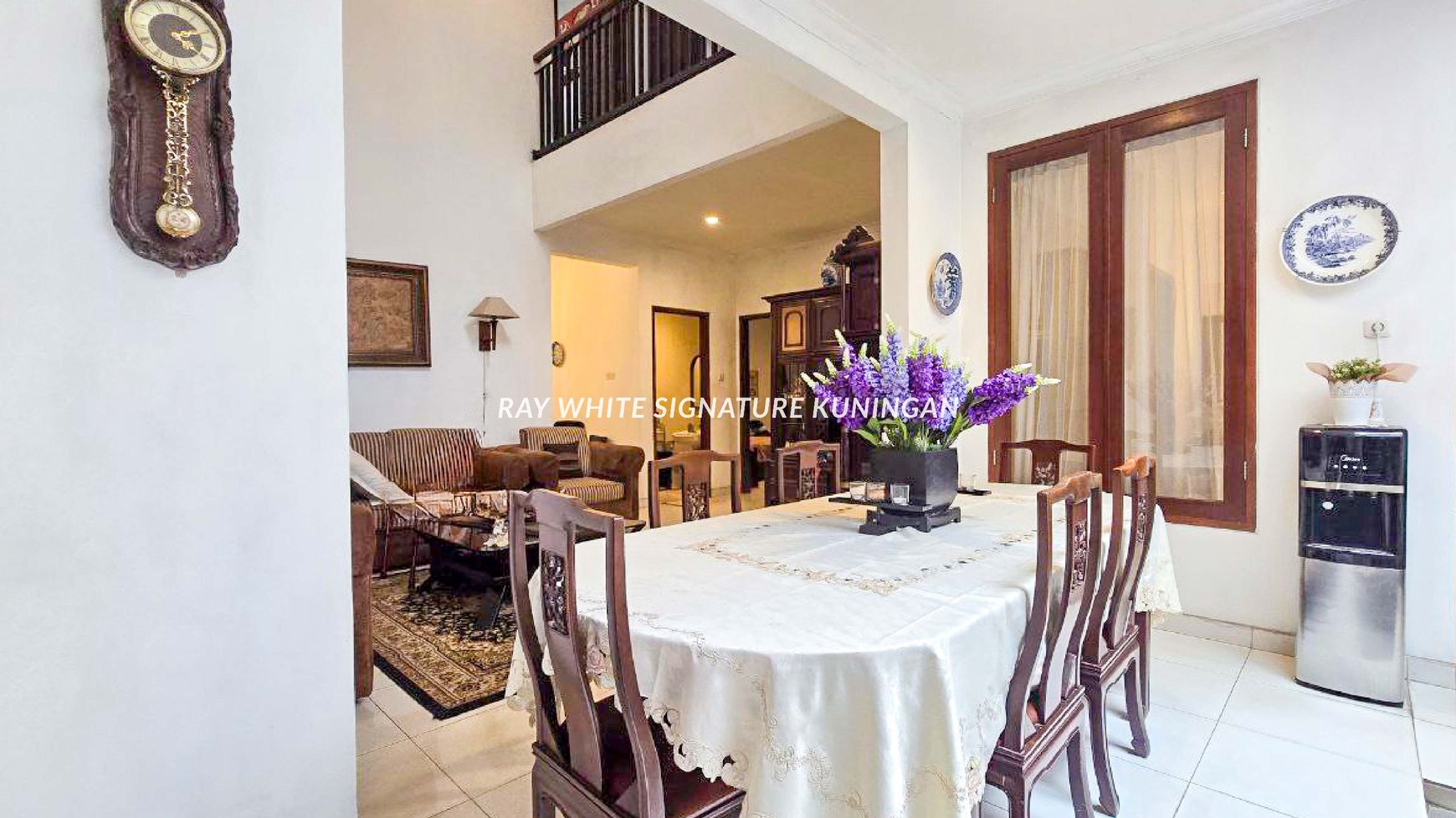 Dijual Rumah Siap Huni Posisi Hook di Jl Pacuan Kuda Raya Pulomas