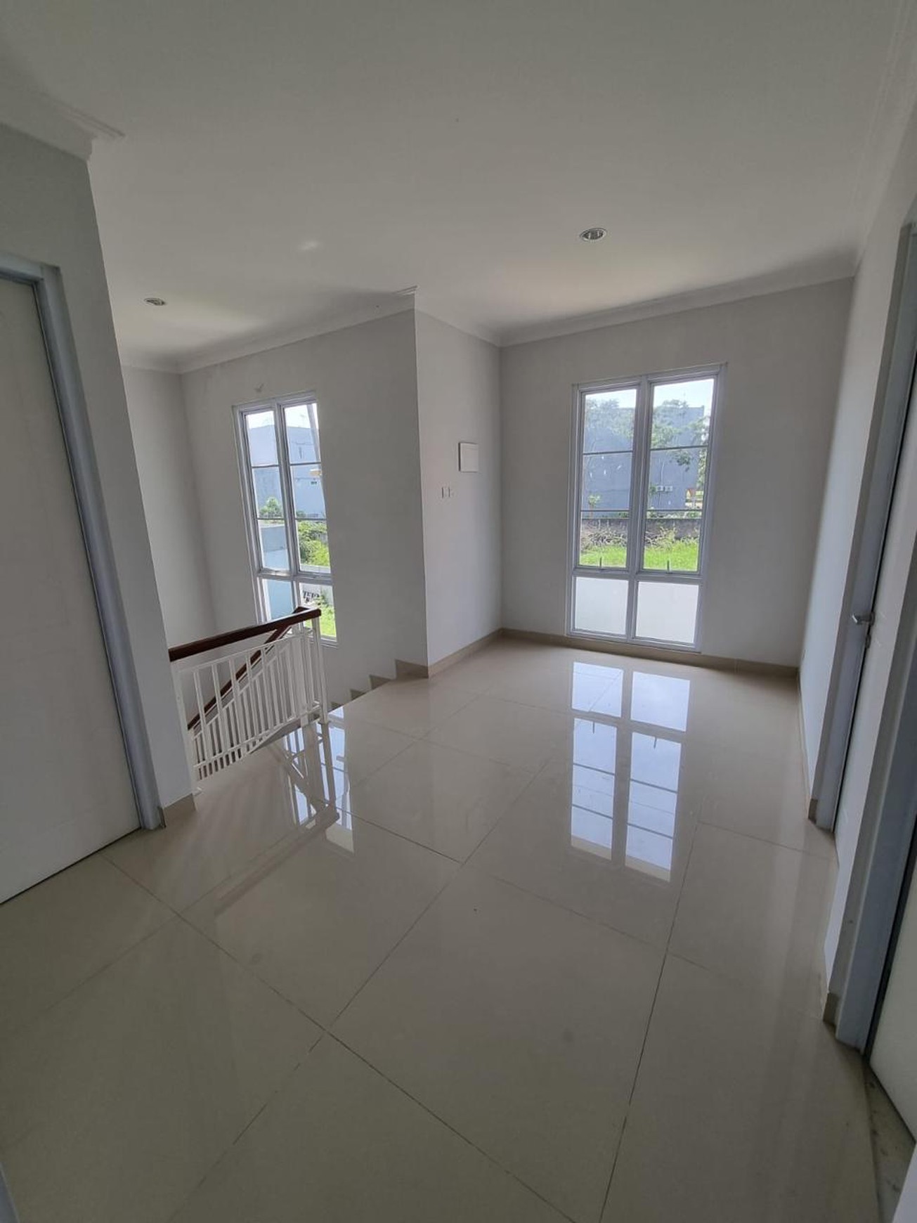 Rumah BARU SIAP HUNI Granada Alicante, Gading Serpong, Tangerang