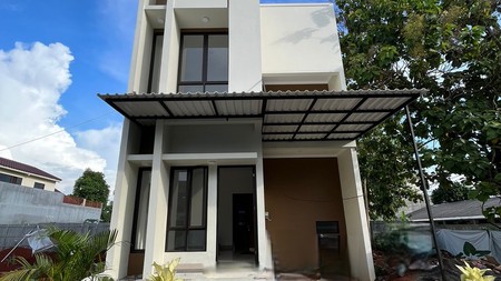 Rumah Brand new minimalis di Cipadu Pondok Aren