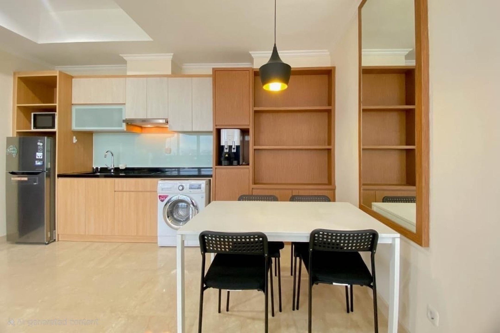 Dijual Apartemen Menteng Park Diamond Semi Furnished - View Monas, Lokasi Strategis di Jakarta Pusat