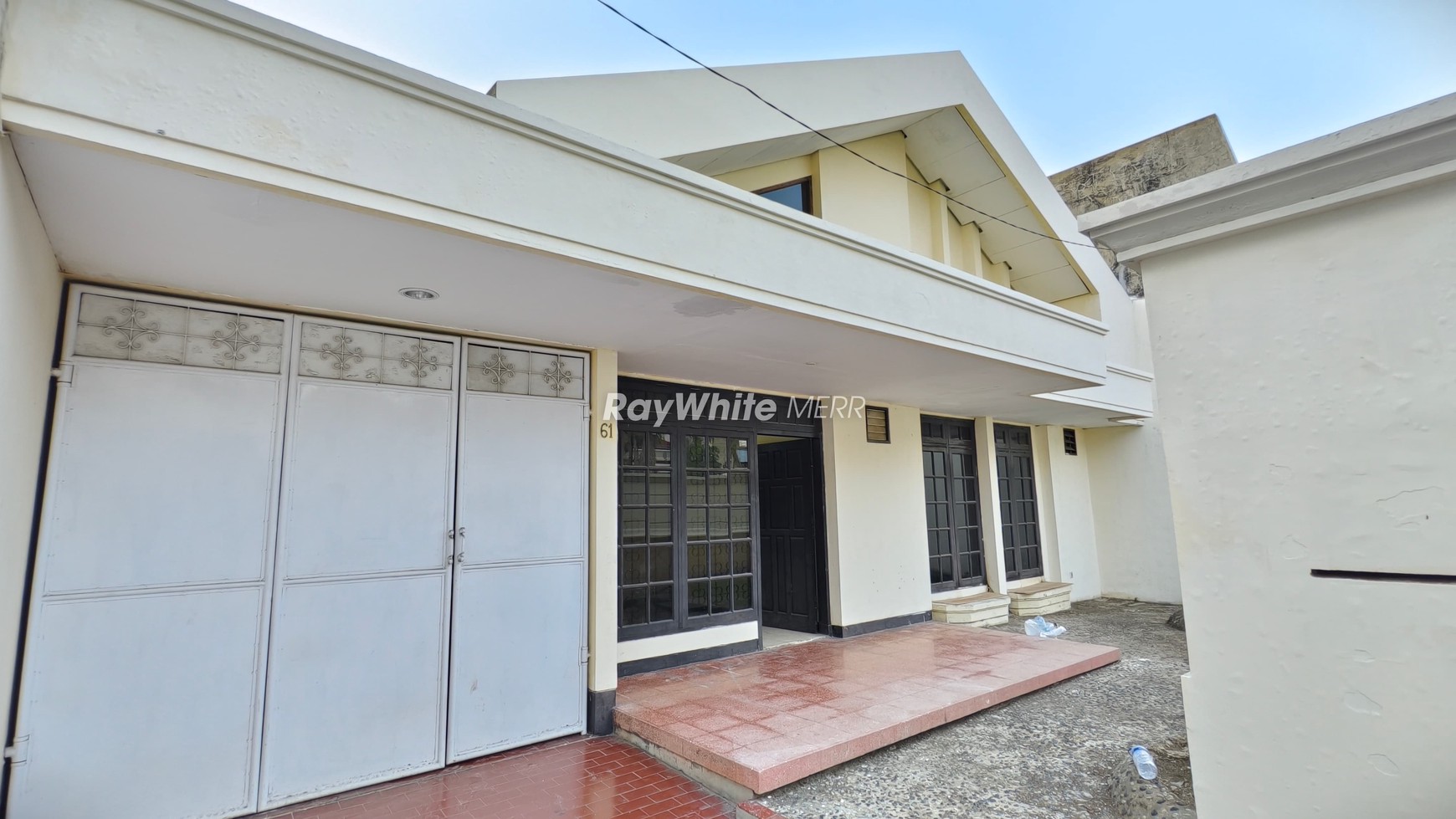 Dijual Rumah Jalan Lebar di Kertajaya Indah Timur - Siap Huni & SHM