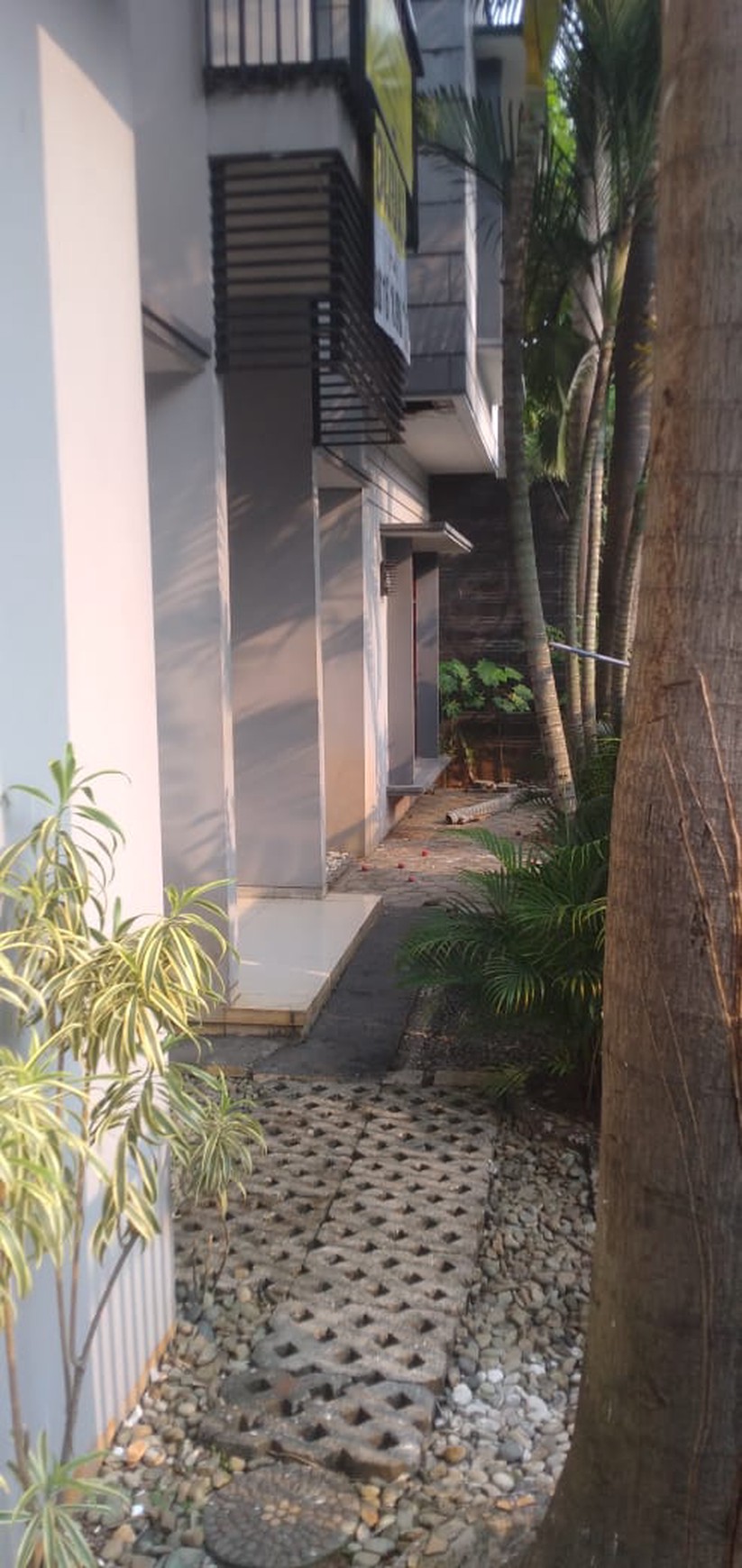 Rumah Bagus Di Casa 23, Jl Balong Raya Lebak Bulus