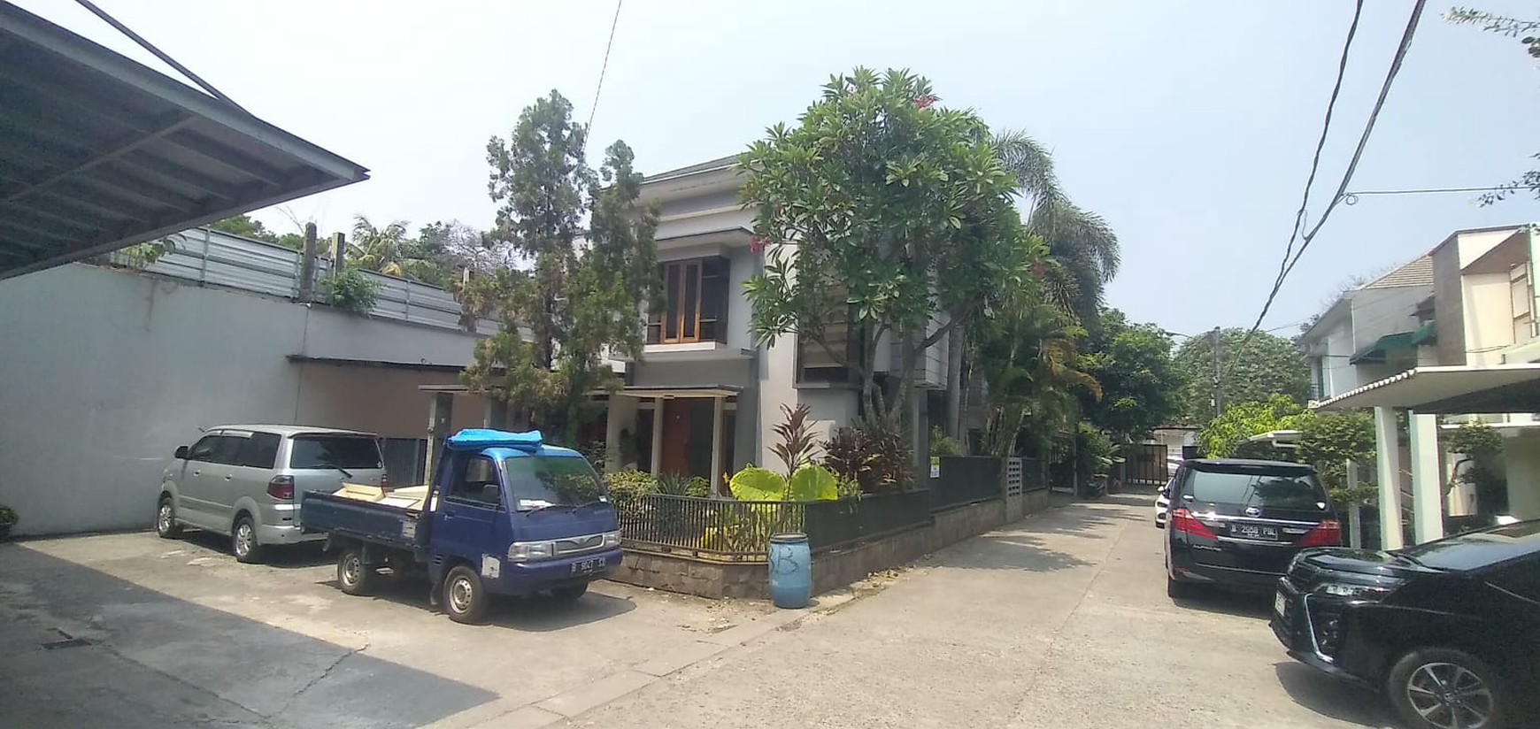 Rumah Bagus Di Casa 23, Jl Balong Raya Lebak Bulus