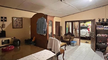Rumah Bagus Di Jl KH Muhasyim, Cilandak Barat, Jakarta Selatan