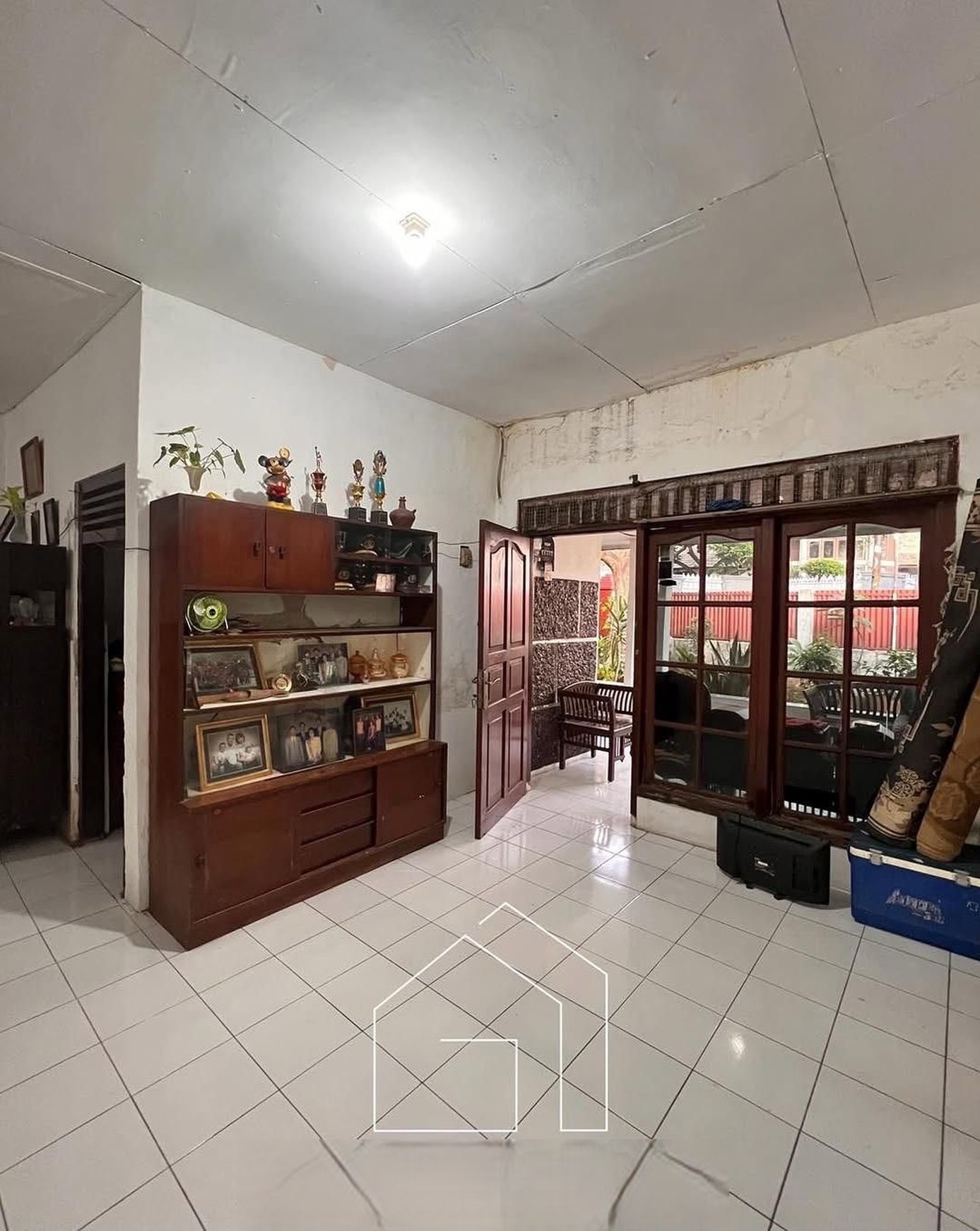 Rumah Bagus Di Jl KH Muhasyim, Cilandak Barat, Jakarta Selatan