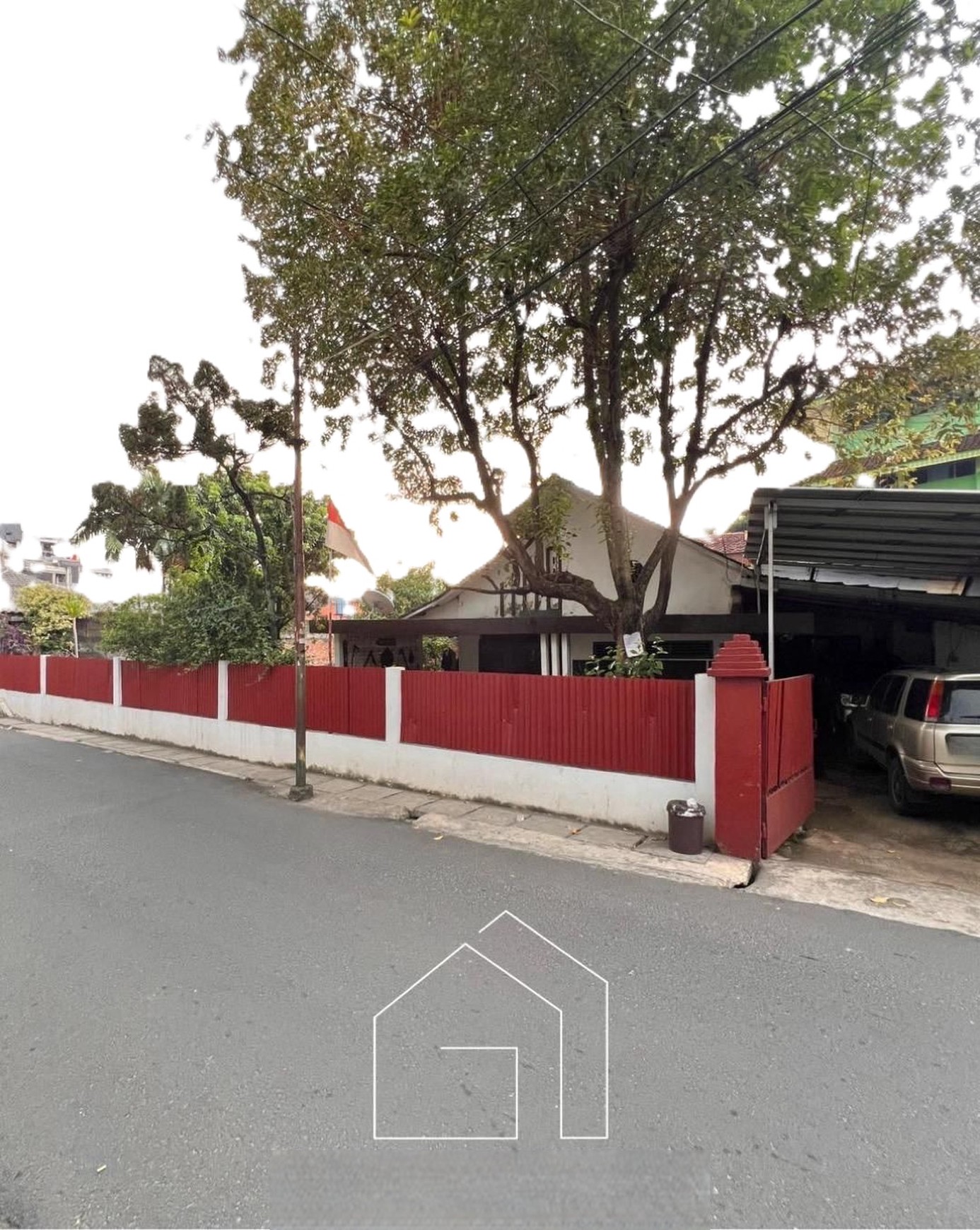 Rumah Bagus Di Jl KH Muhasyim, Cilandak Barat, Jakarta Selatan