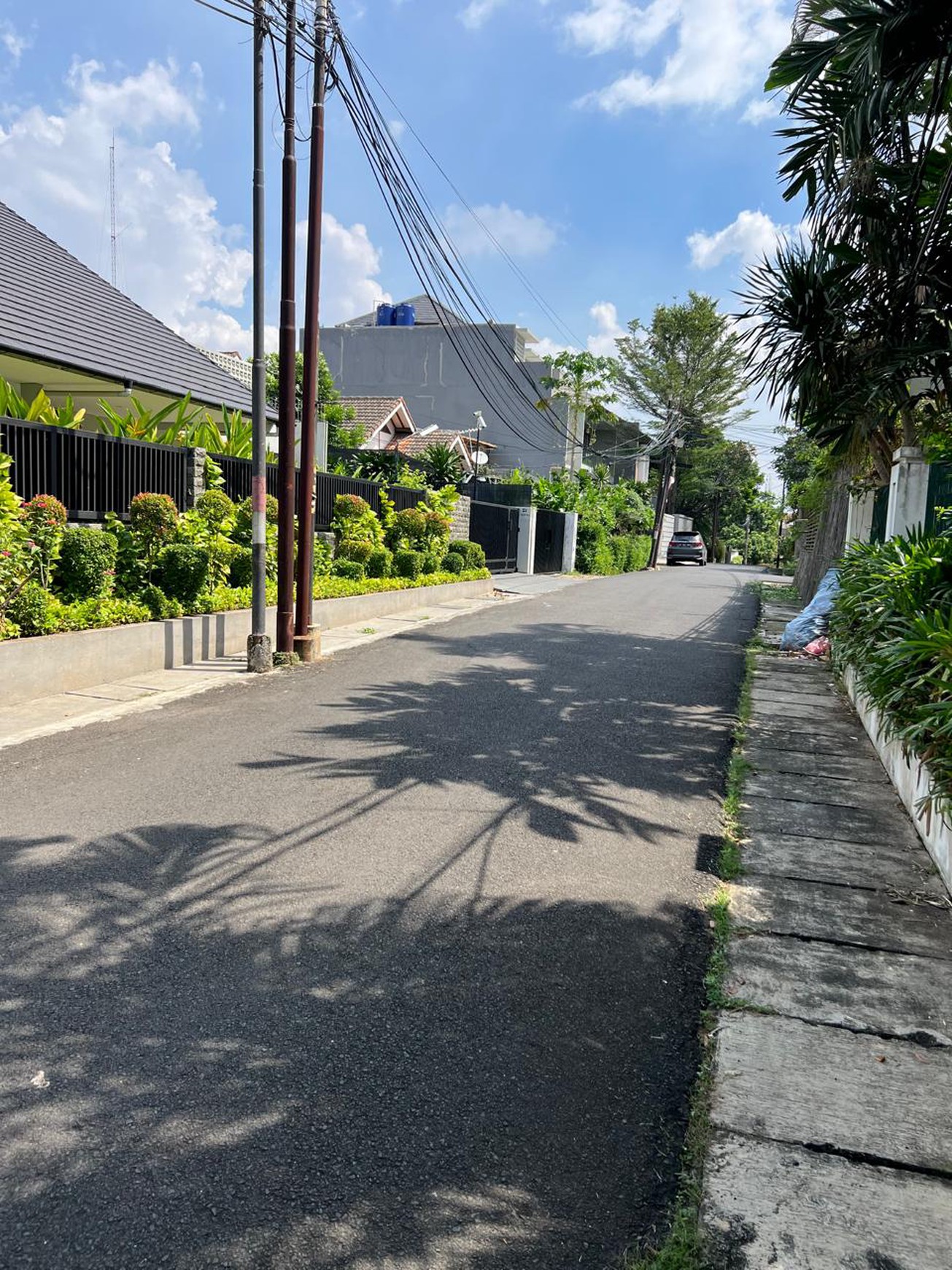 Rumah siap huni jl. asem cipete lokasi strategis jakarta selatan 