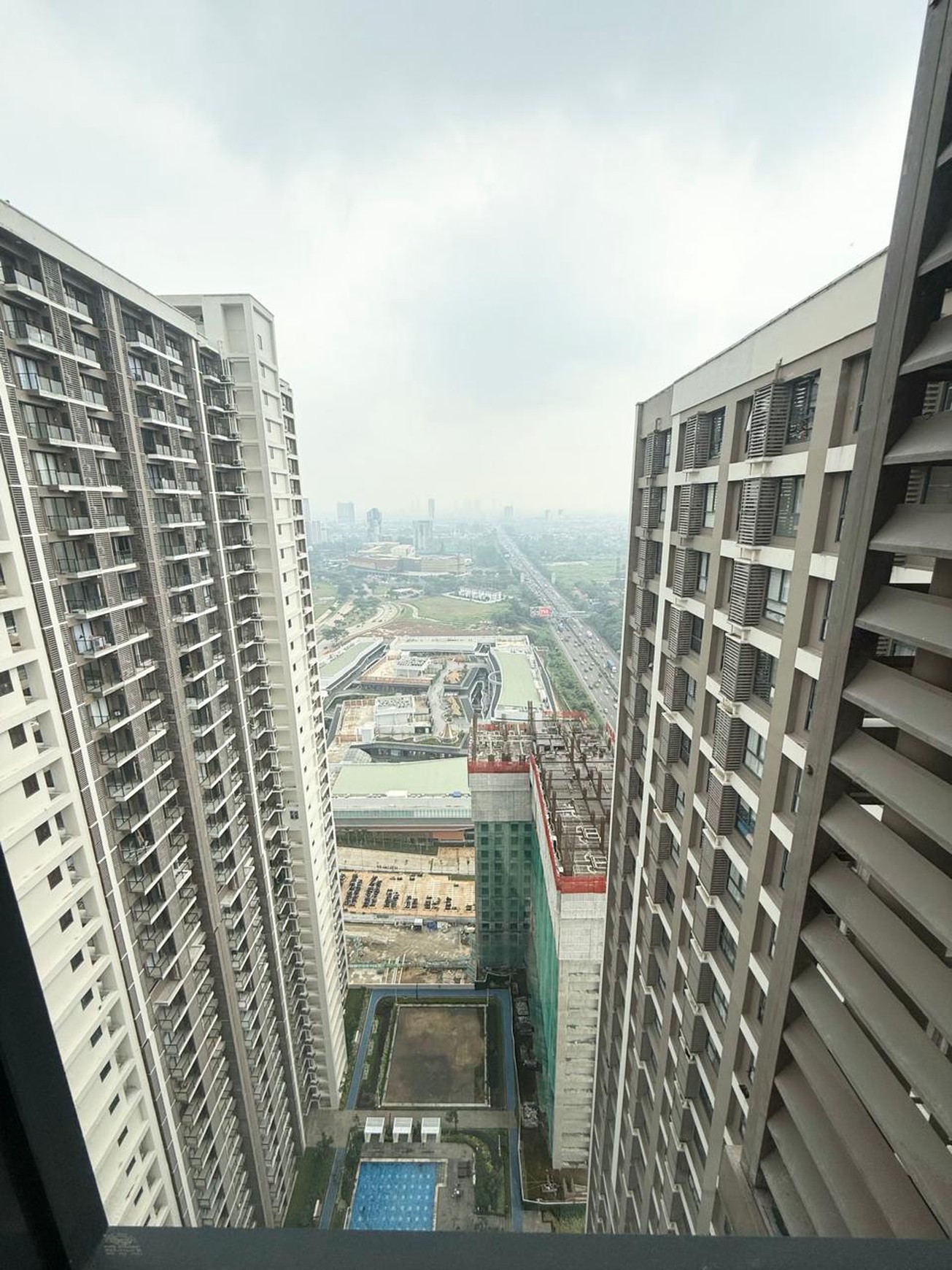 Apart Siap Huni DI Apart Sky House Tangerang Selatan