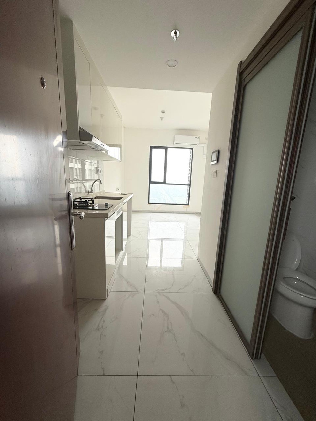 Apart Siap Huni DI Apart Sky House Tangerang Selatan