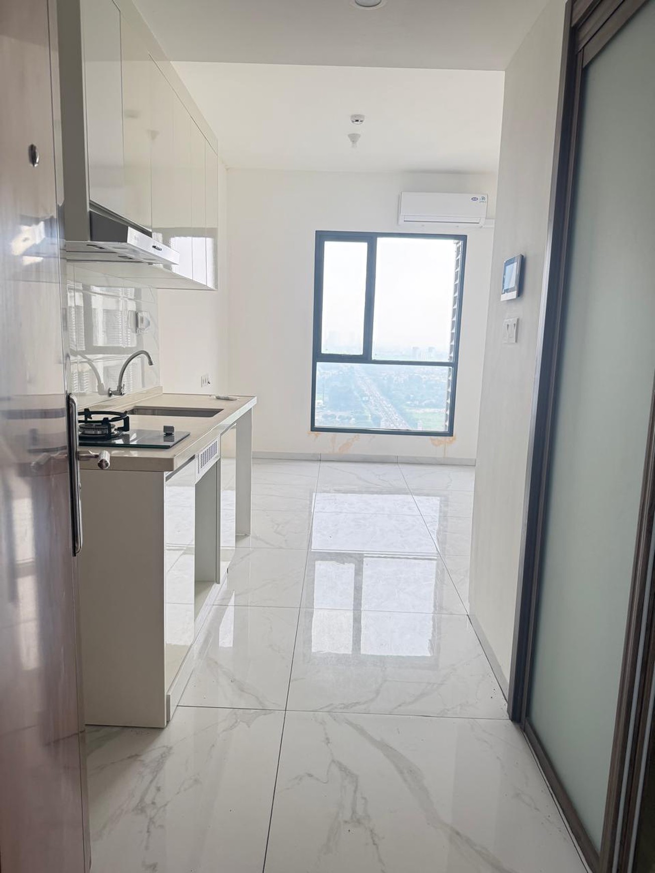 Apart Siap Huni DI Apart Sky House Tangerang Selatan