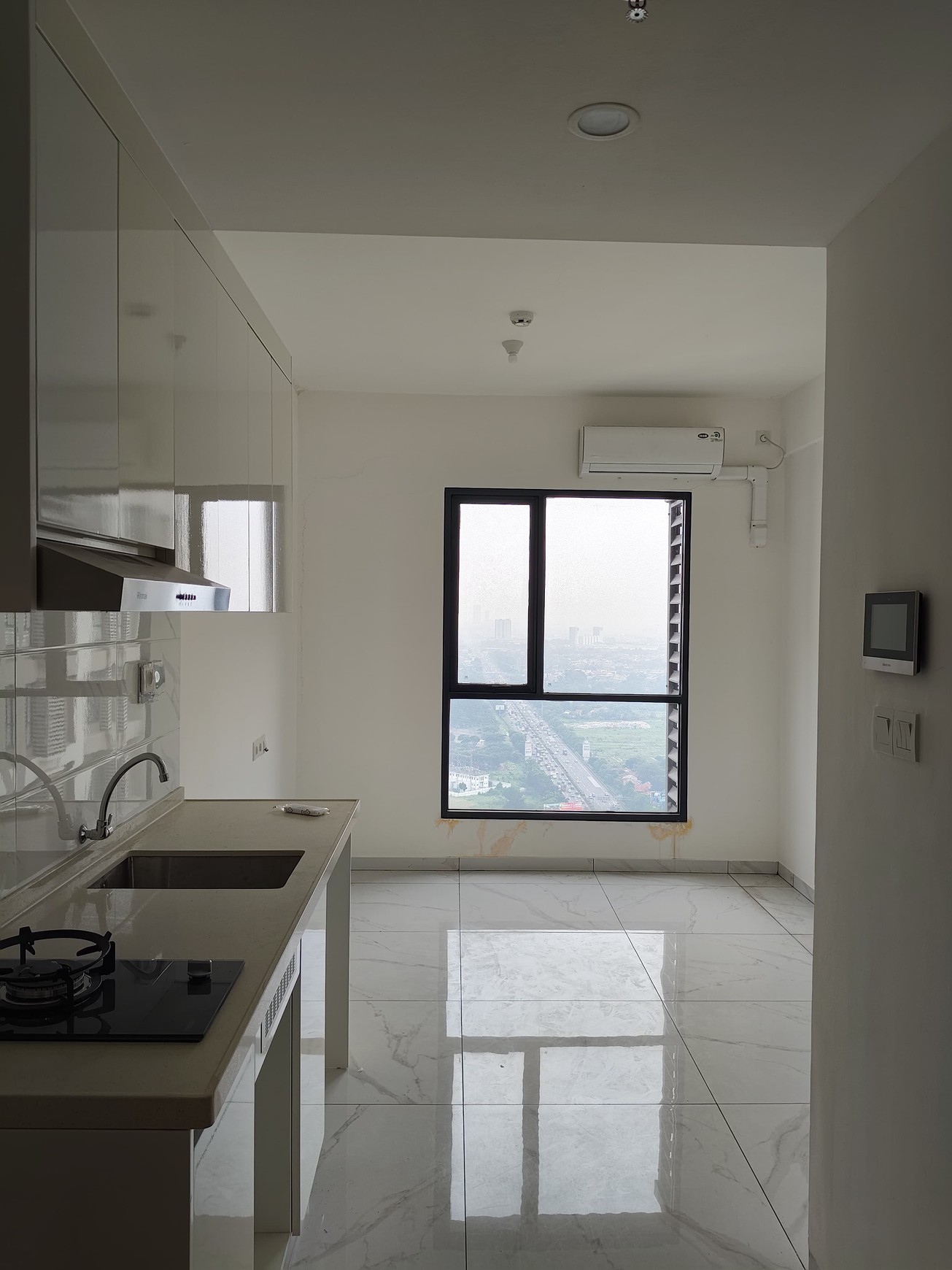 Apart Siap Huni DI Apart Sky House Tangerang Selatan
