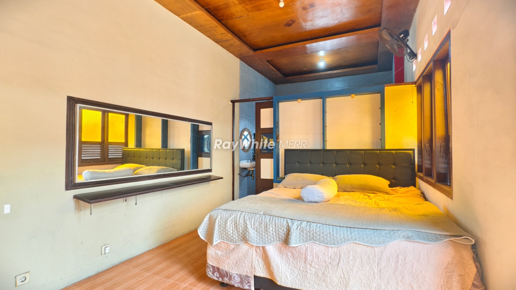 Dijual Rumah Cantik Hadap Timur di Kalikepiting - Jalan Lebar & Nyaman