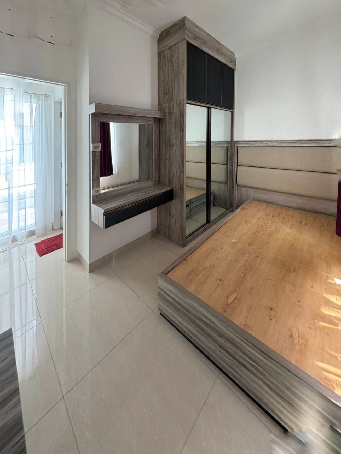 Rumah Bagus Di The Leaves Town House Pesanggrahan Jakarta Selatan