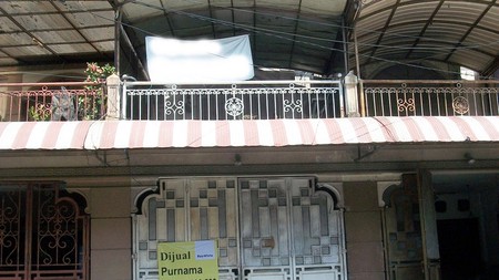 Ruko di Jemur Andayani Surabaya Selatan, 3.5 Lantai, Cocok untuk usaha apapun, SIAP PAKAI - PG -