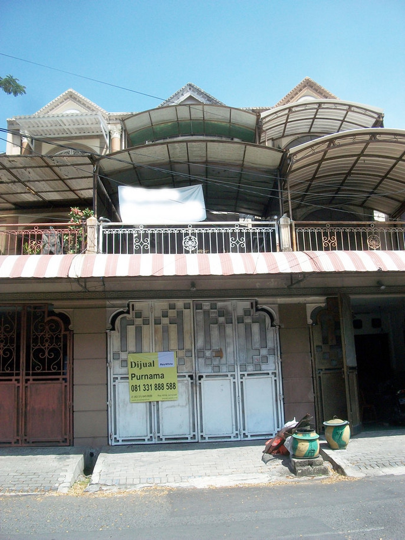 Ruko di Jemur Andayani Surabaya Selatan, 3.5 Lantai, Cocok untuk usaha apapun, SIAP PAKAI - PG -