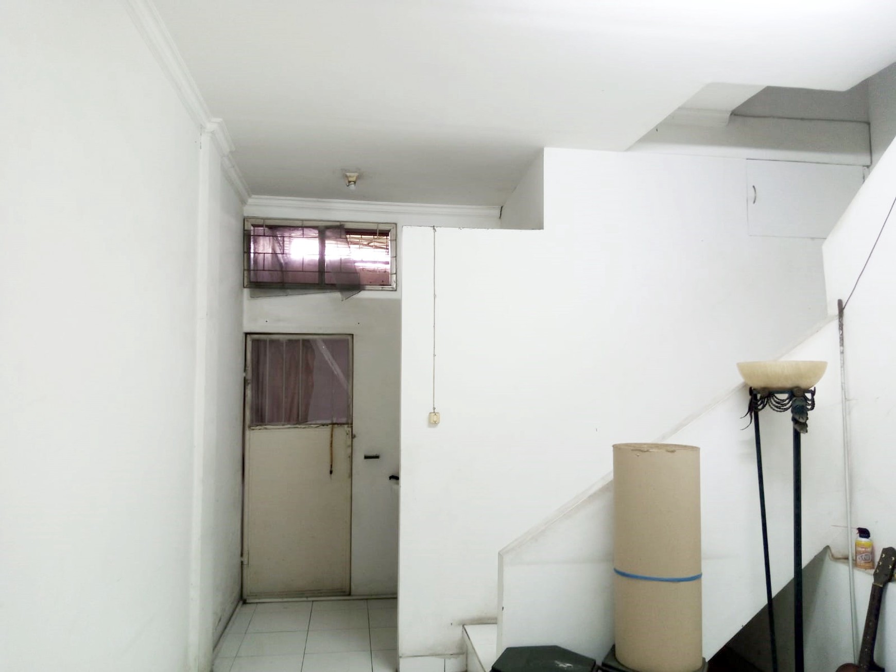 Ruko di Jemur Andayani Surabaya Selatan, 3.5 Lantai, Cocok untuk usaha apapun, SIAP PAKAI - PG -