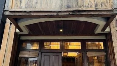 Rumah Usaha Yang Cocok Dijadikan Tempat Usaha Di Bintaro 5