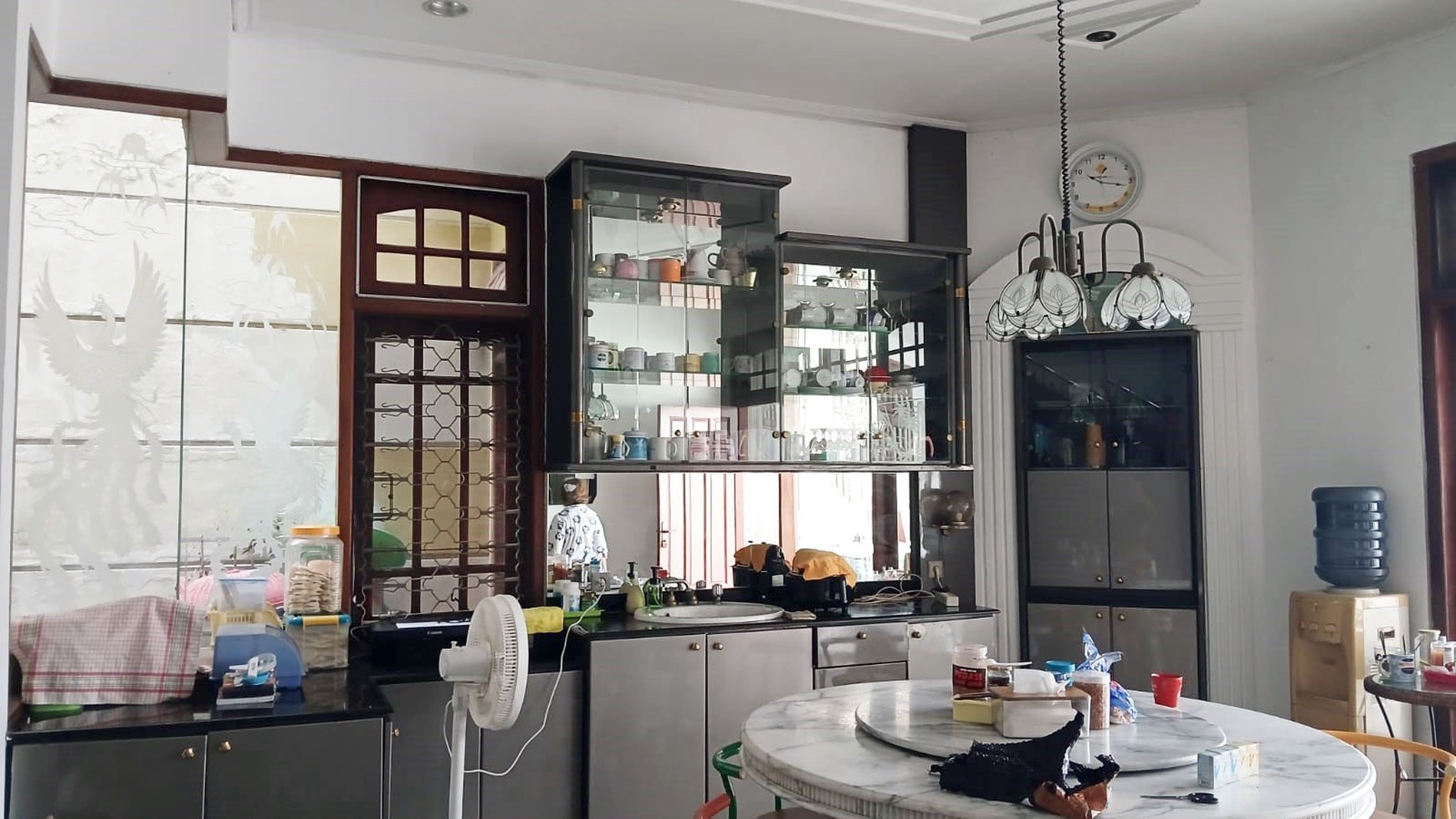 Rumah di Dharmahusada Indah Surabaya Timur, 2 Lantai, Siap Huni