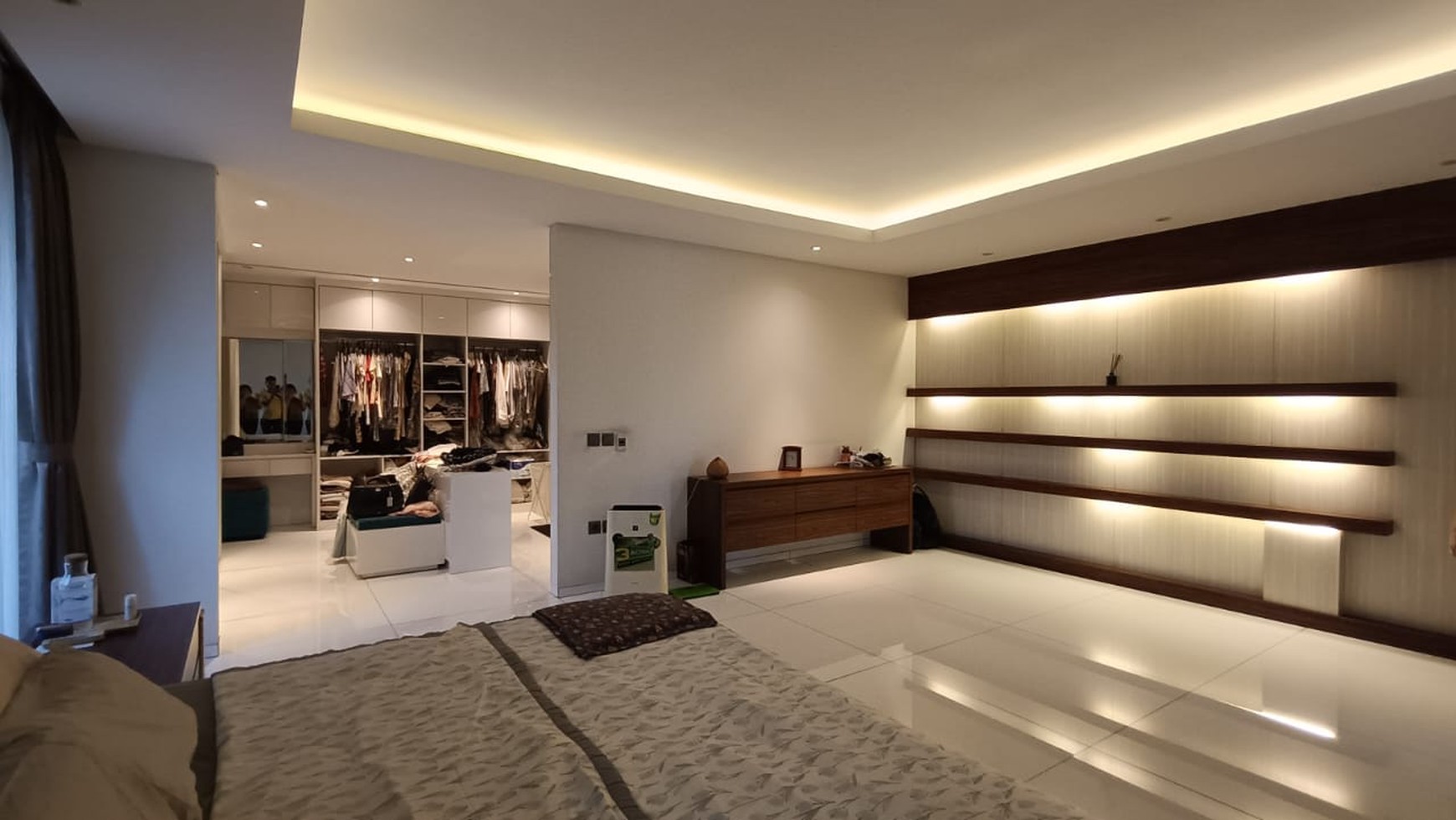 Dijual Rumah Serasa Tinggal di Villa Bali di Sukamulya