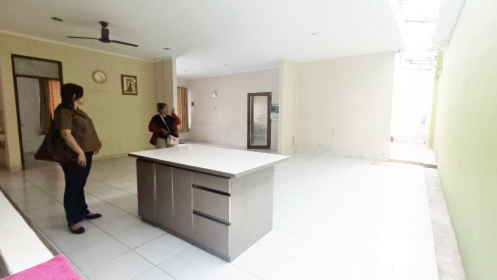 Dijual rumah tengah kota strategis siap huni serpong villa melati mas tangerang selatan