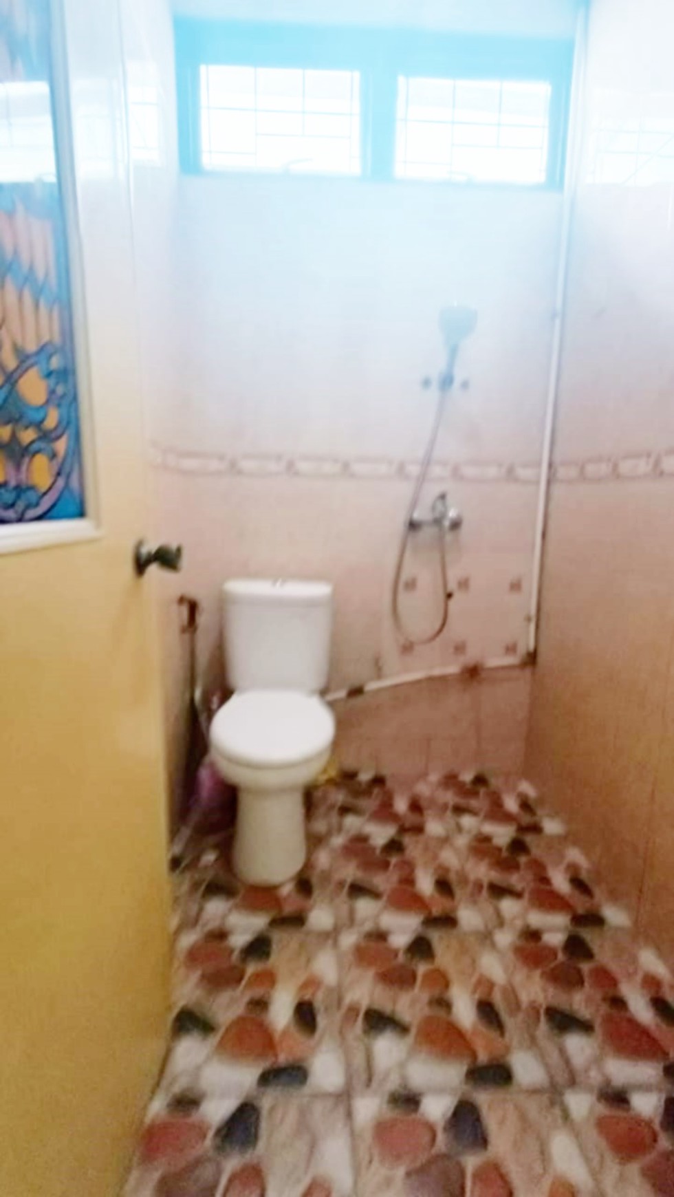 Dijual rumah tengah kota strategis siap huni serpong villa melati mas tangerang selatan