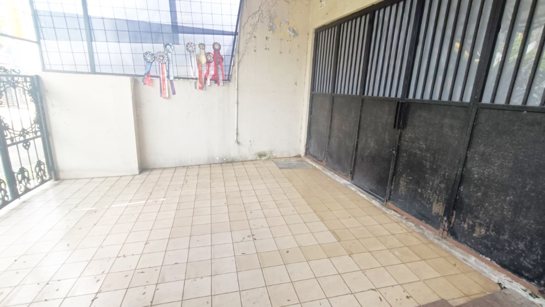 Dijual rumah tengah kota strategis siap huni serpong villa melati mas tangerang selatan