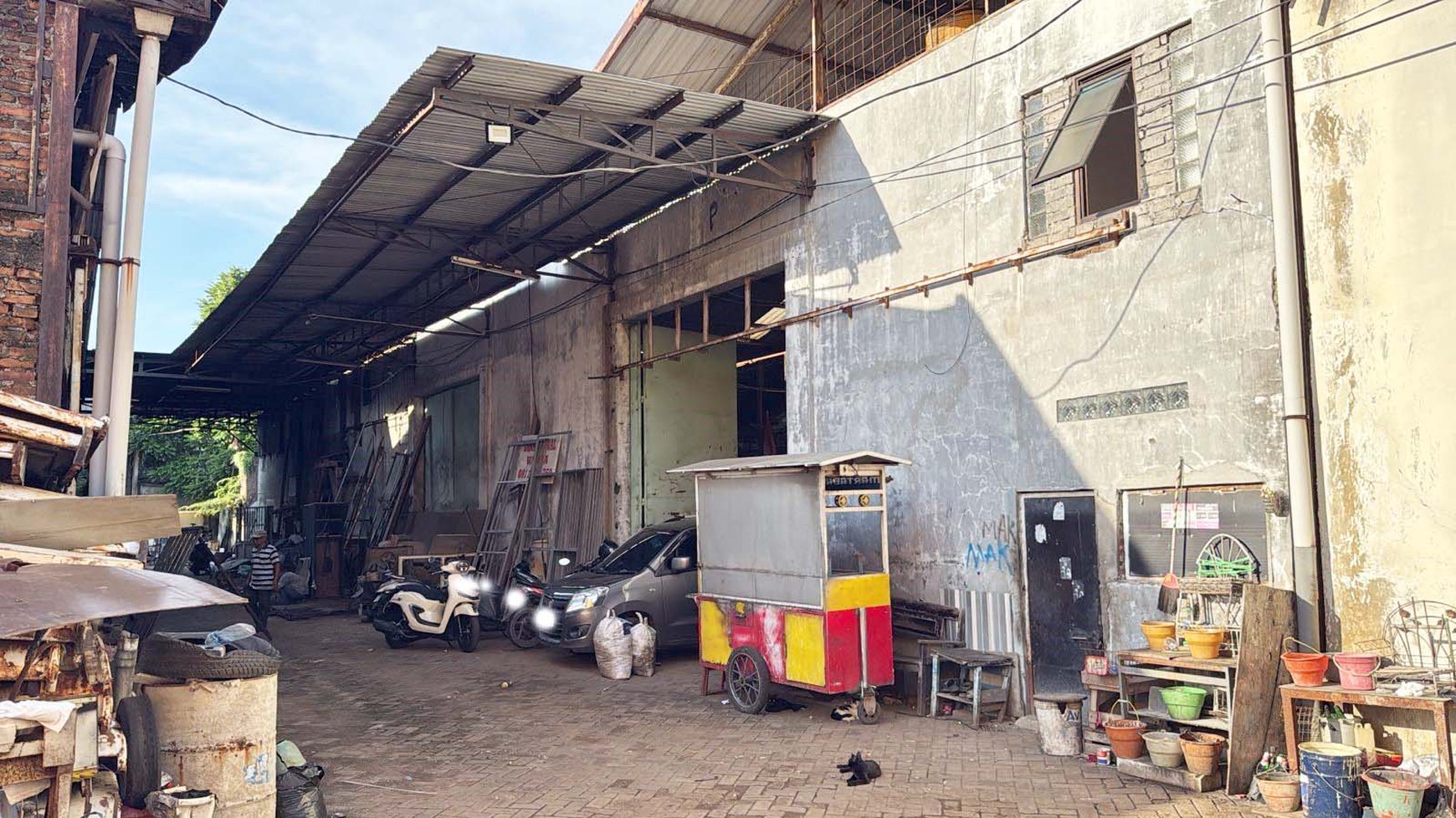 Gudang di Jl.Letjend Suprapto Sidoarjo, Bebas Banjir, SHM, One Gate System
