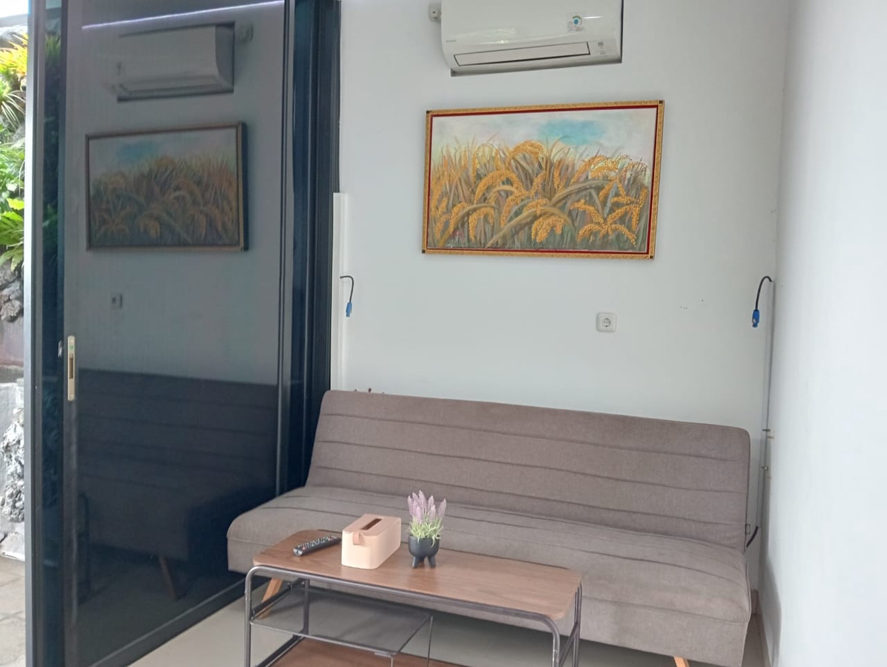 Minimalis, 3 Lantai, Siap Huni, Bebas Banjir, Bisa KPR, Nego