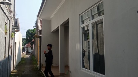 Rumah Tinggal Minimalis Lokasi Strategis Dekat Pasar Cebongan Mlati Sleman.