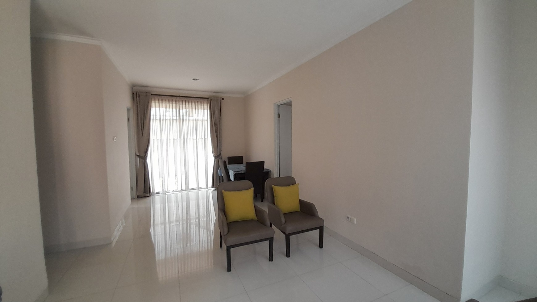 Rumah Hitung Tanah Area Cipete