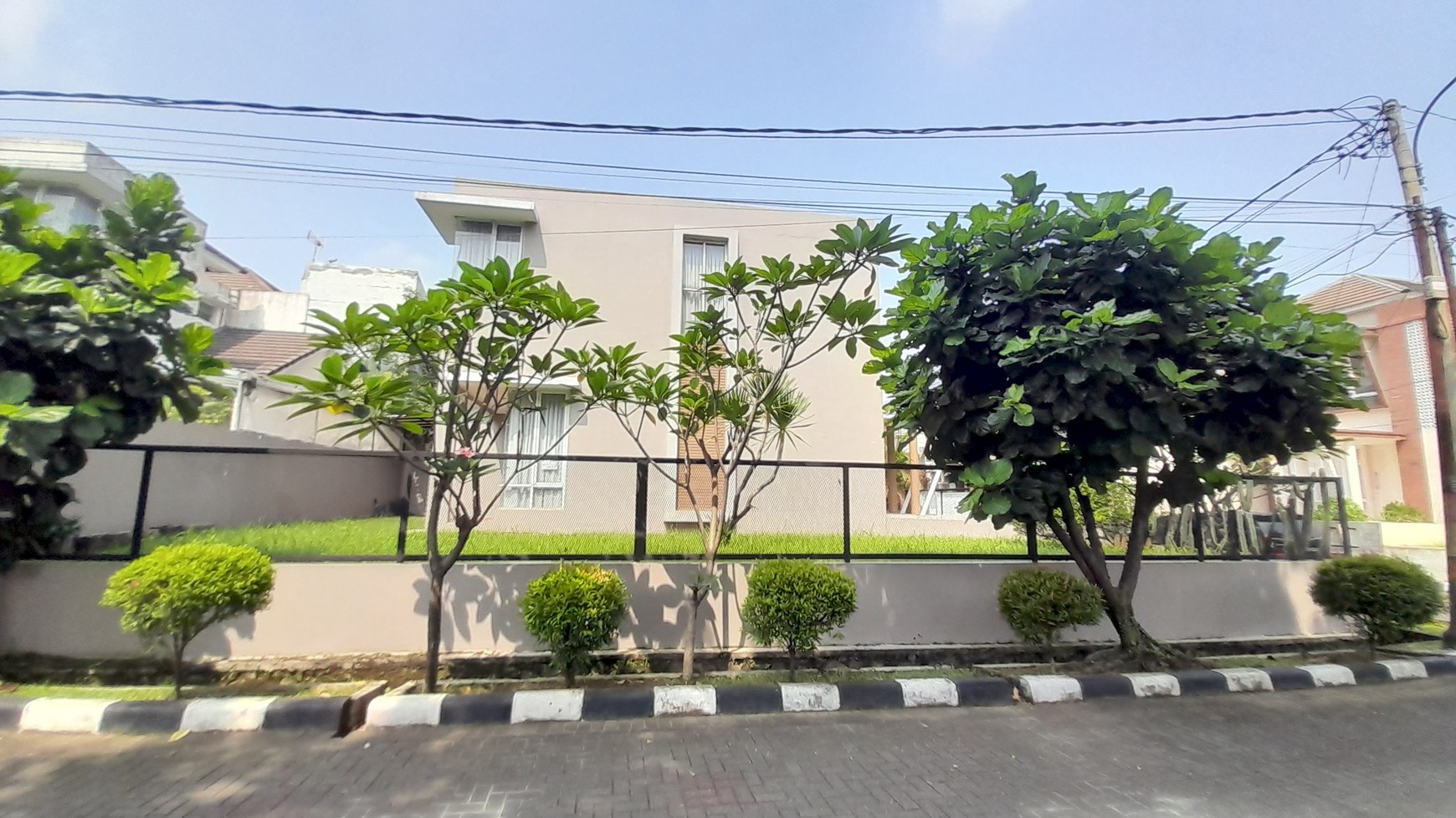 Rumah Hitung Tanah Area Cipete