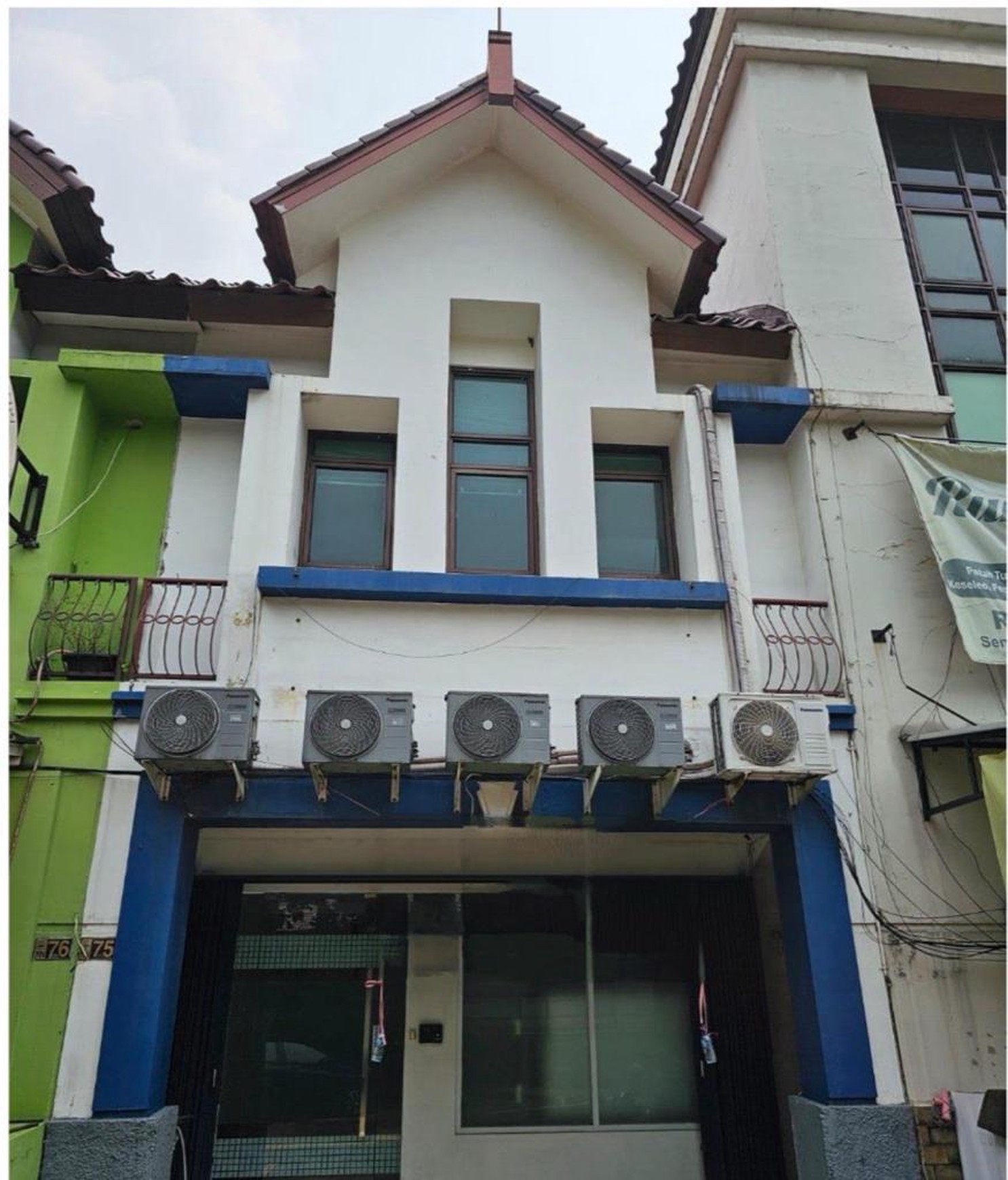 Rumah Hitung Tanah Area Cipete