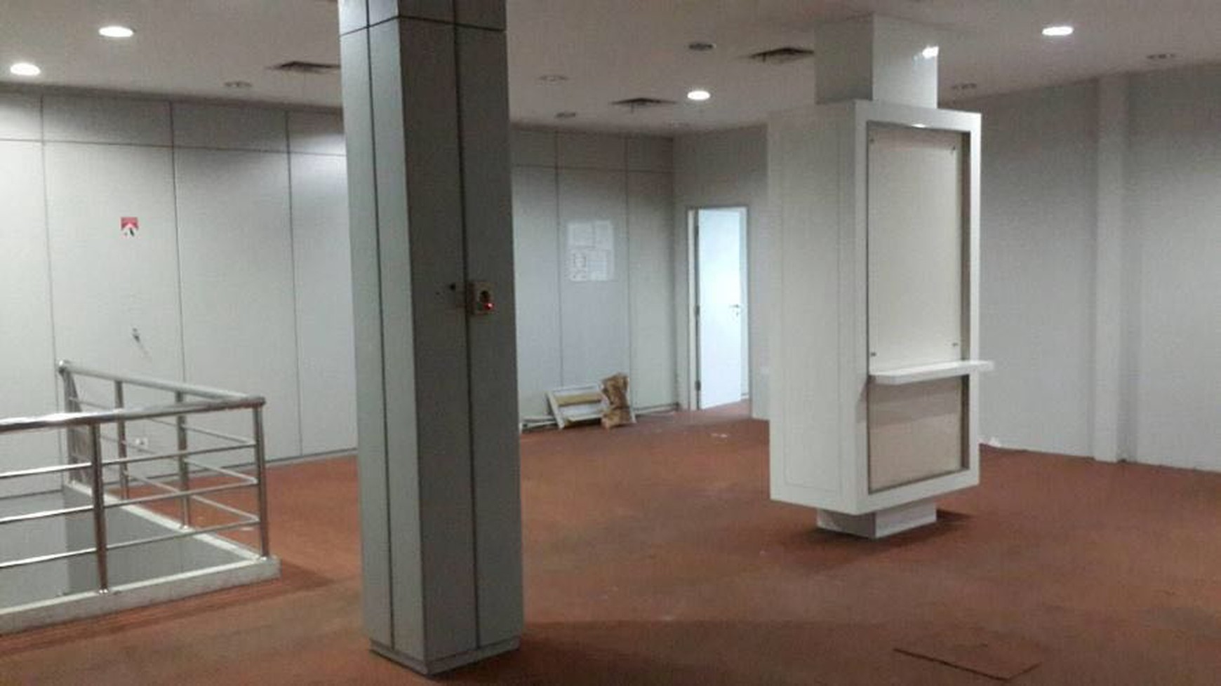 DIsewakan Cepat Ruko Komersial  Jl. Mayjend Sungkono, surabaya barat