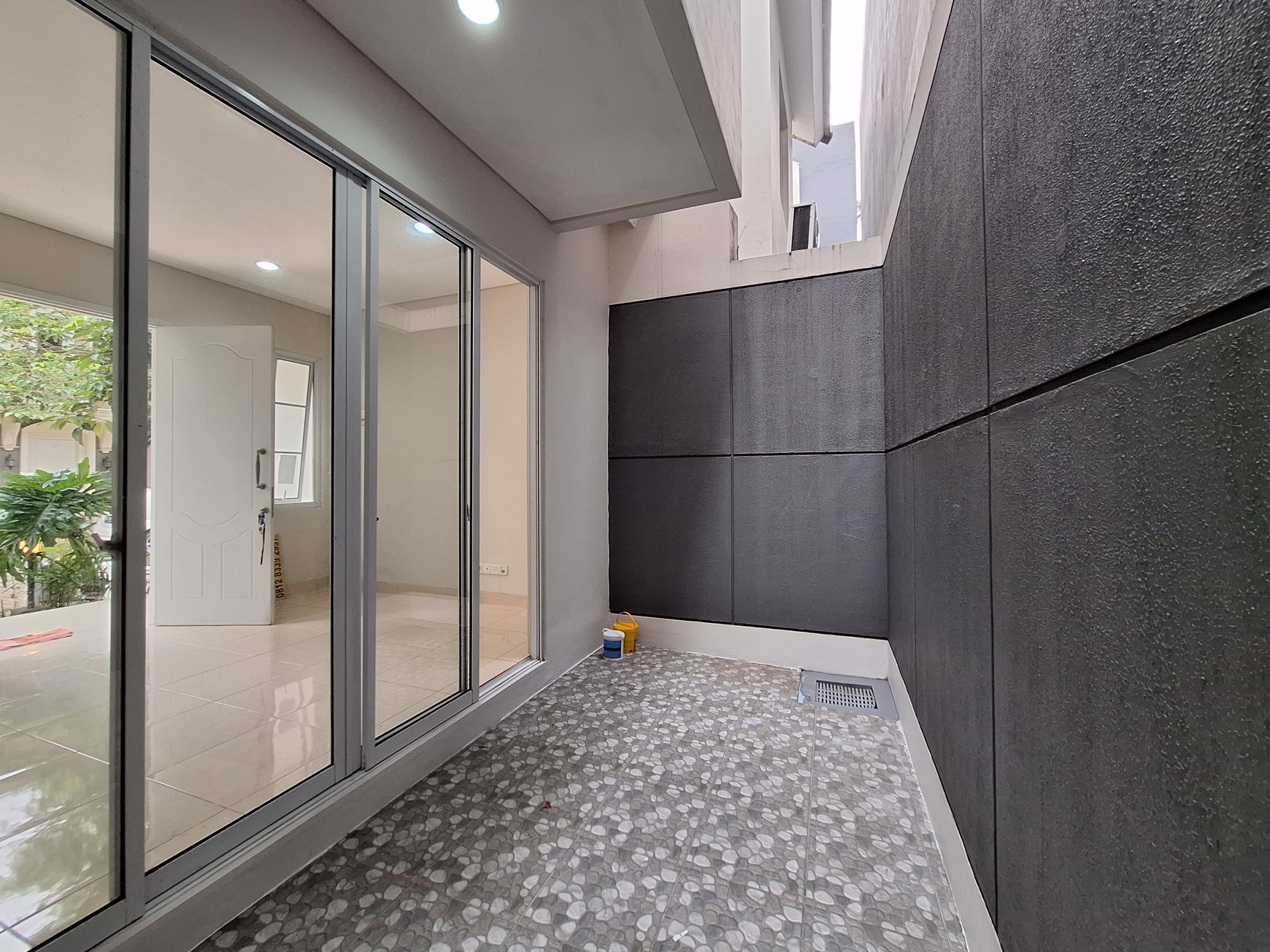 Disewa Rumah Minimalis 2 Lantai Vanya Park Azura BSD, Bebas Banjir