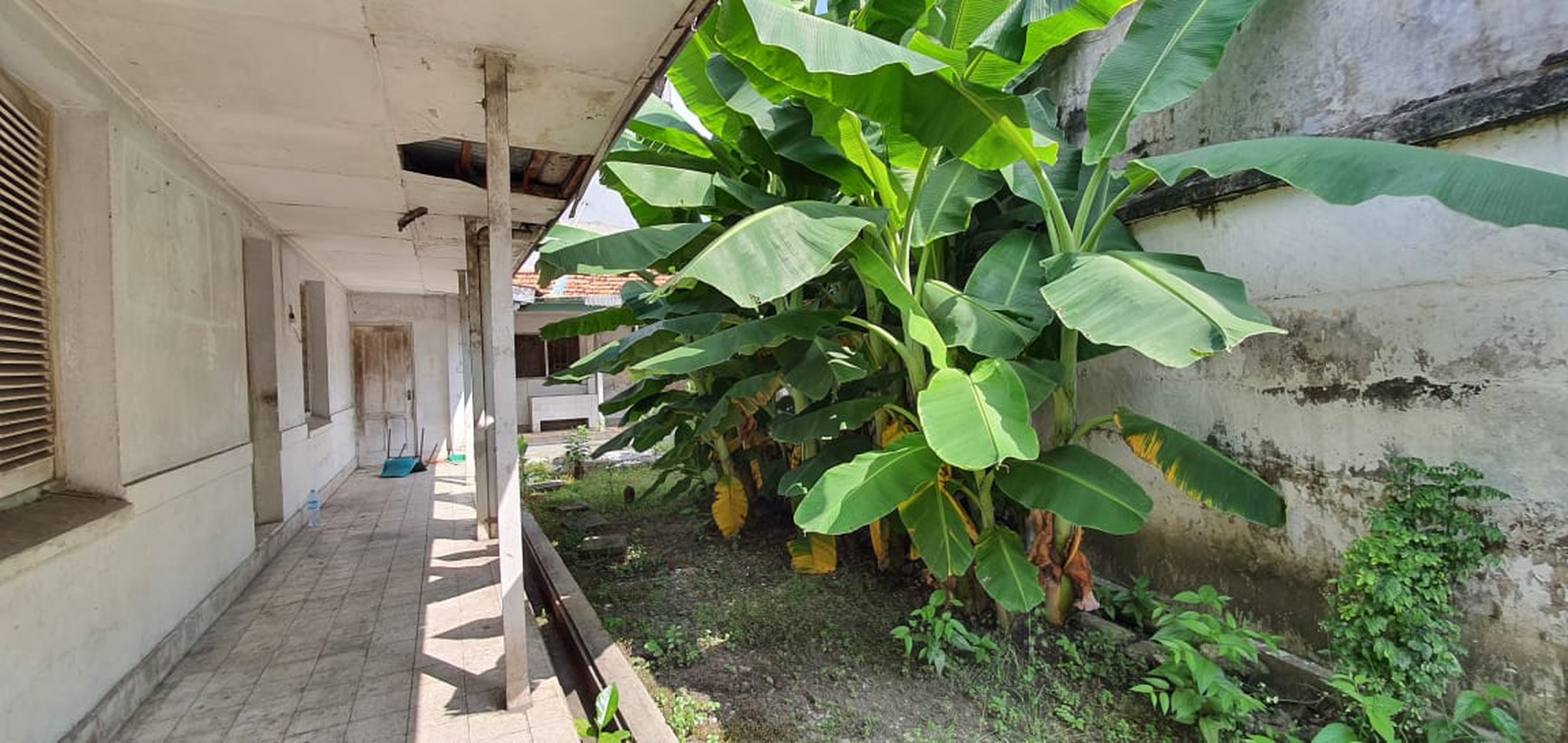 DISEWAKAN AREA KOMERSIAL SURABAYA PUSAT