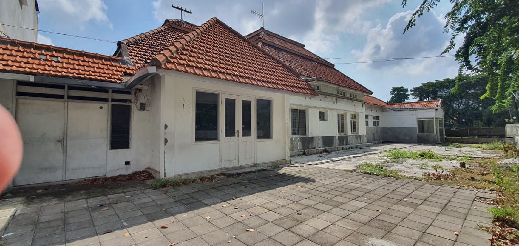 DISEWAKAN AREA KOMERSIAL SURABAYA PUSAT