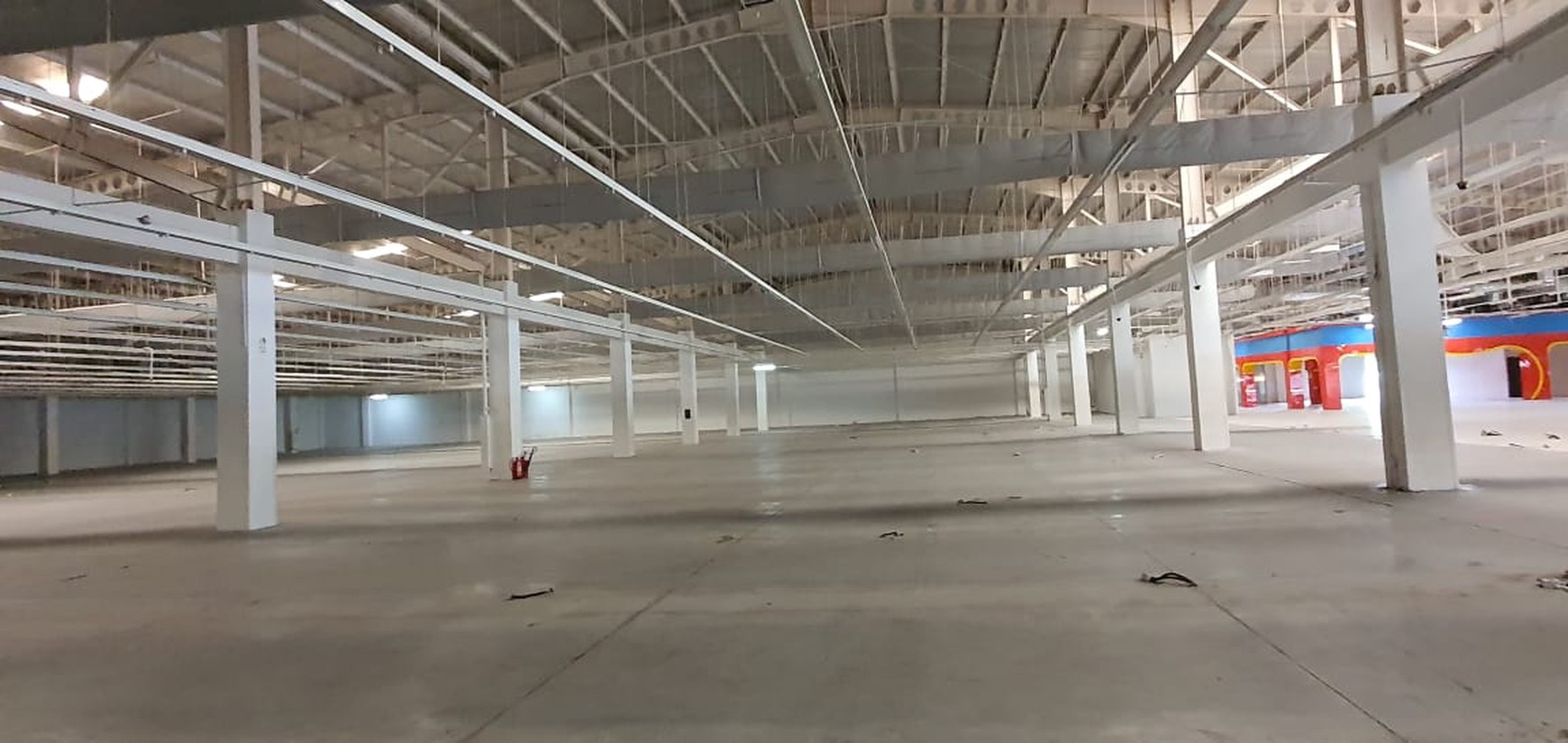 Disewakang gudang / gedung siap pakai Jl. Rajawali, surabaya utara