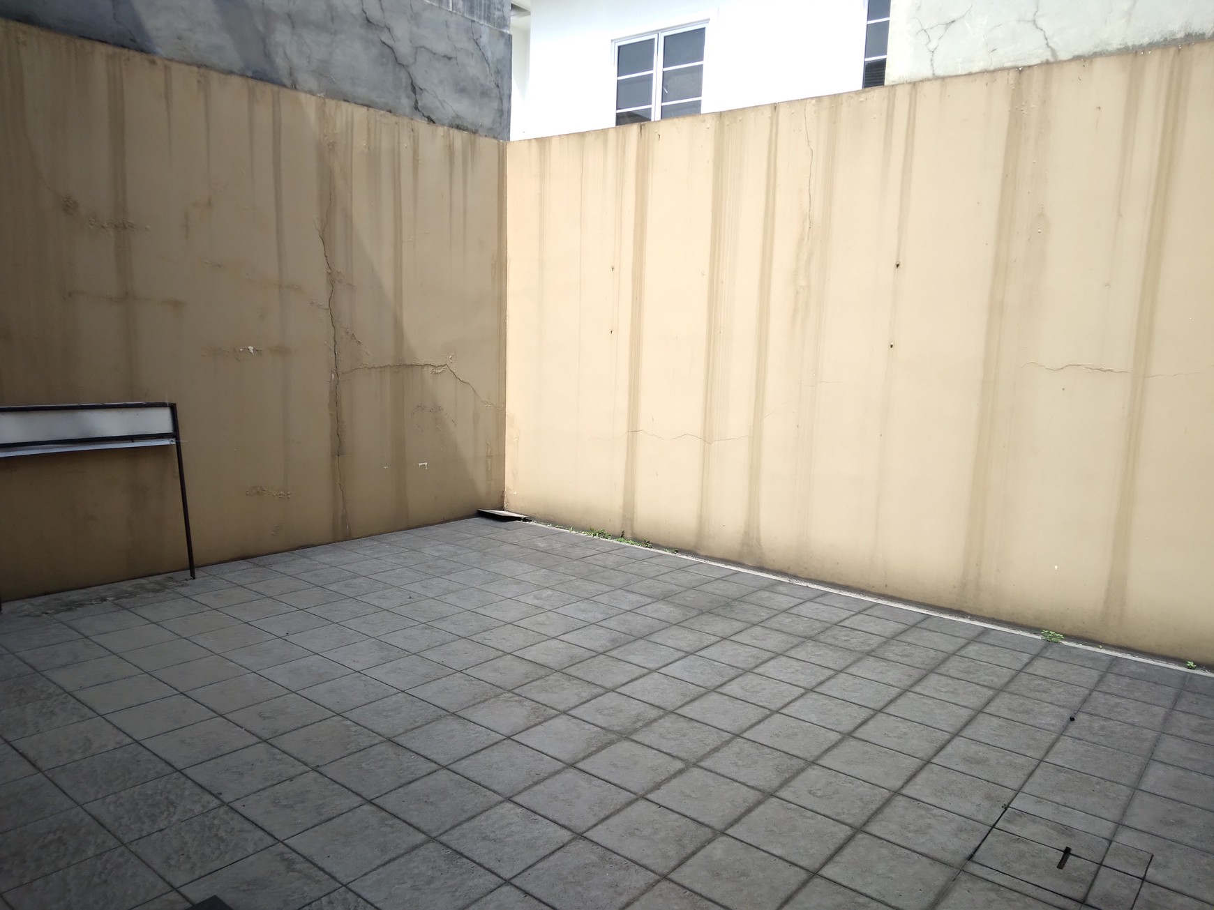 RUMAH CANTIK DI KOTA WISATA CIBUBUR 2 LANTAI